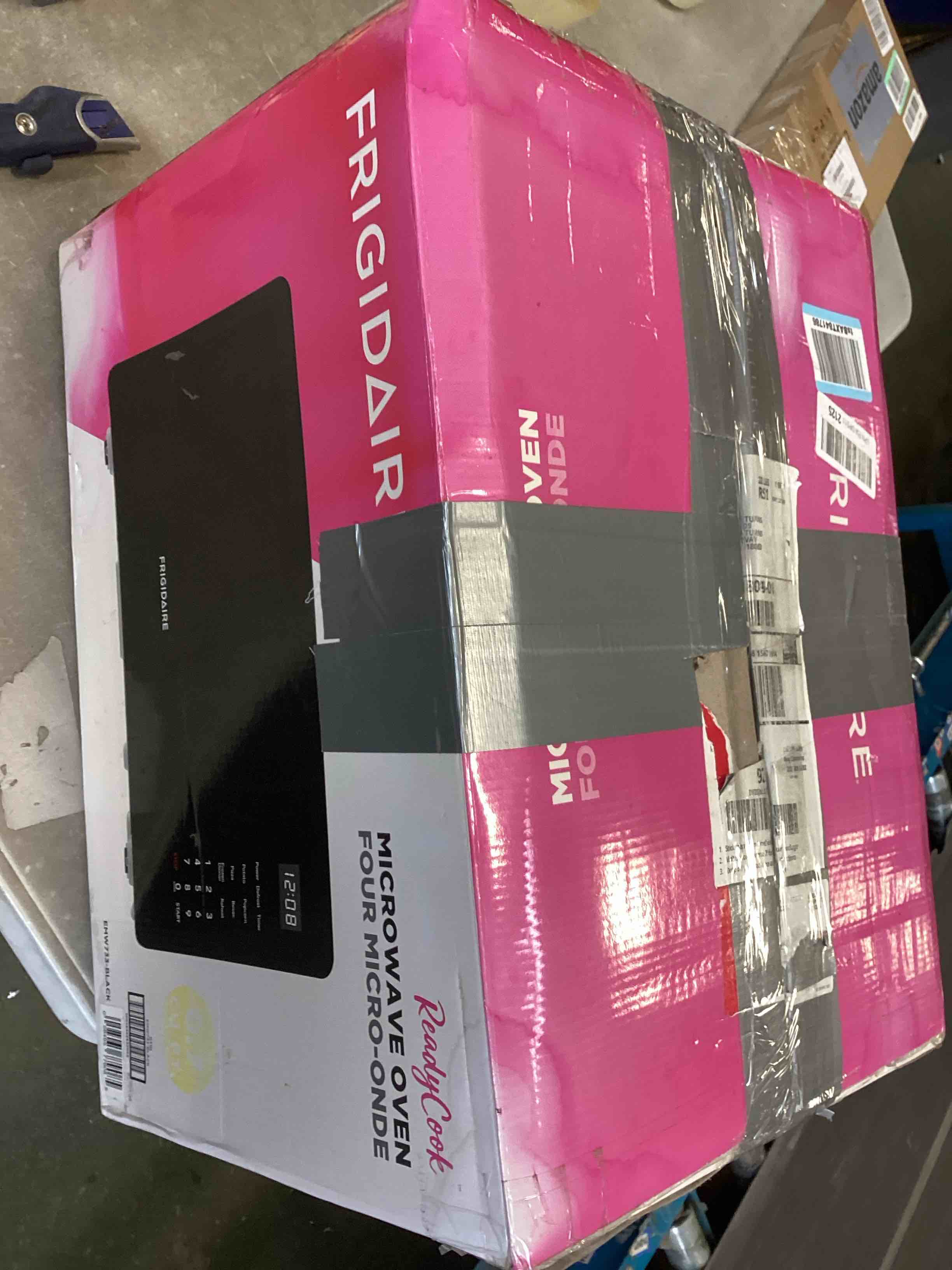 https://s3.amazonaws.com/lotting-images-prod/bidfta/BRN2055342_1743694535812.jpeg