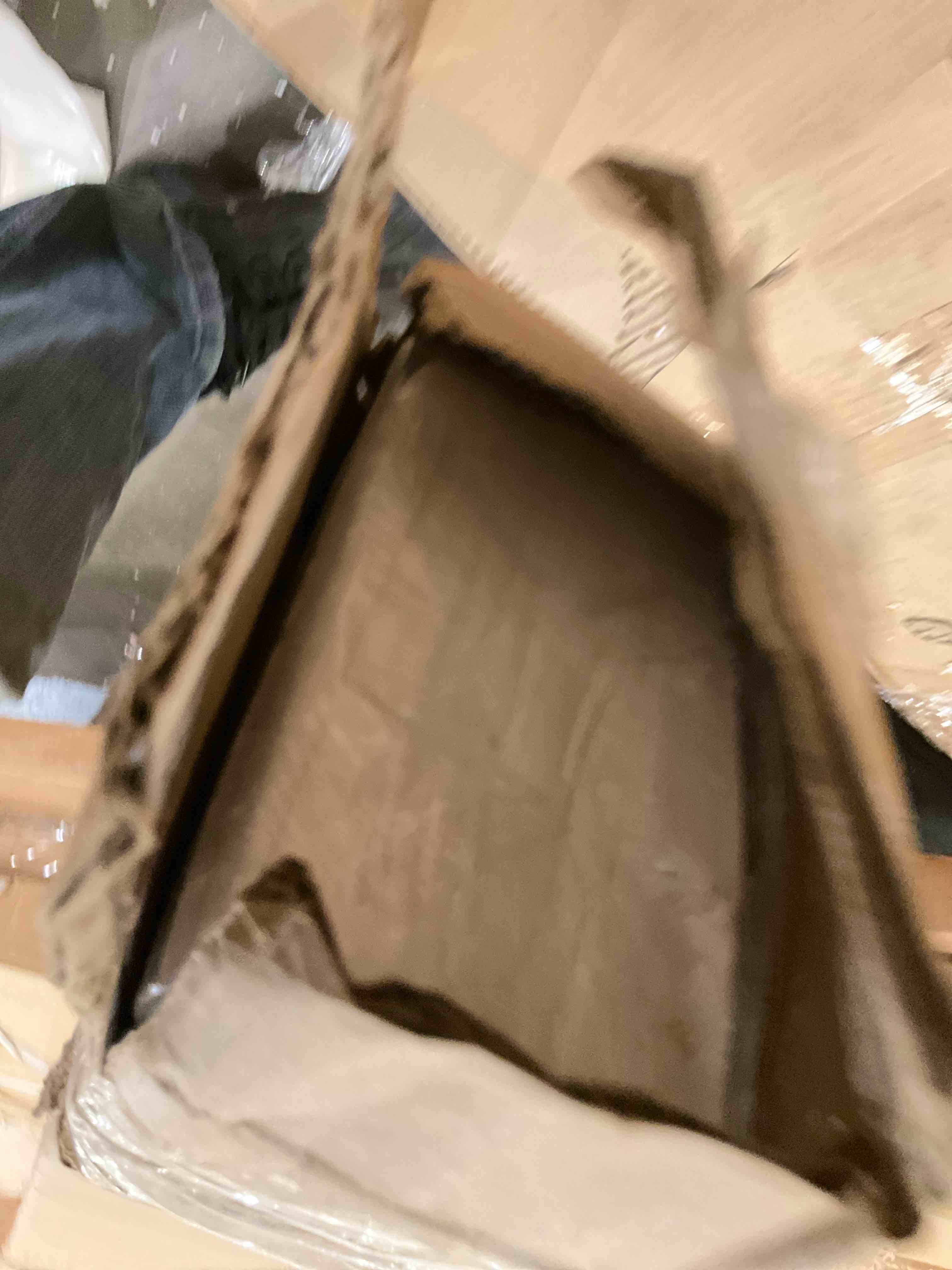 https://s3.amazonaws.com/lotting-images-prod/bidfta/BRN2059070_1743516901672.jpeg