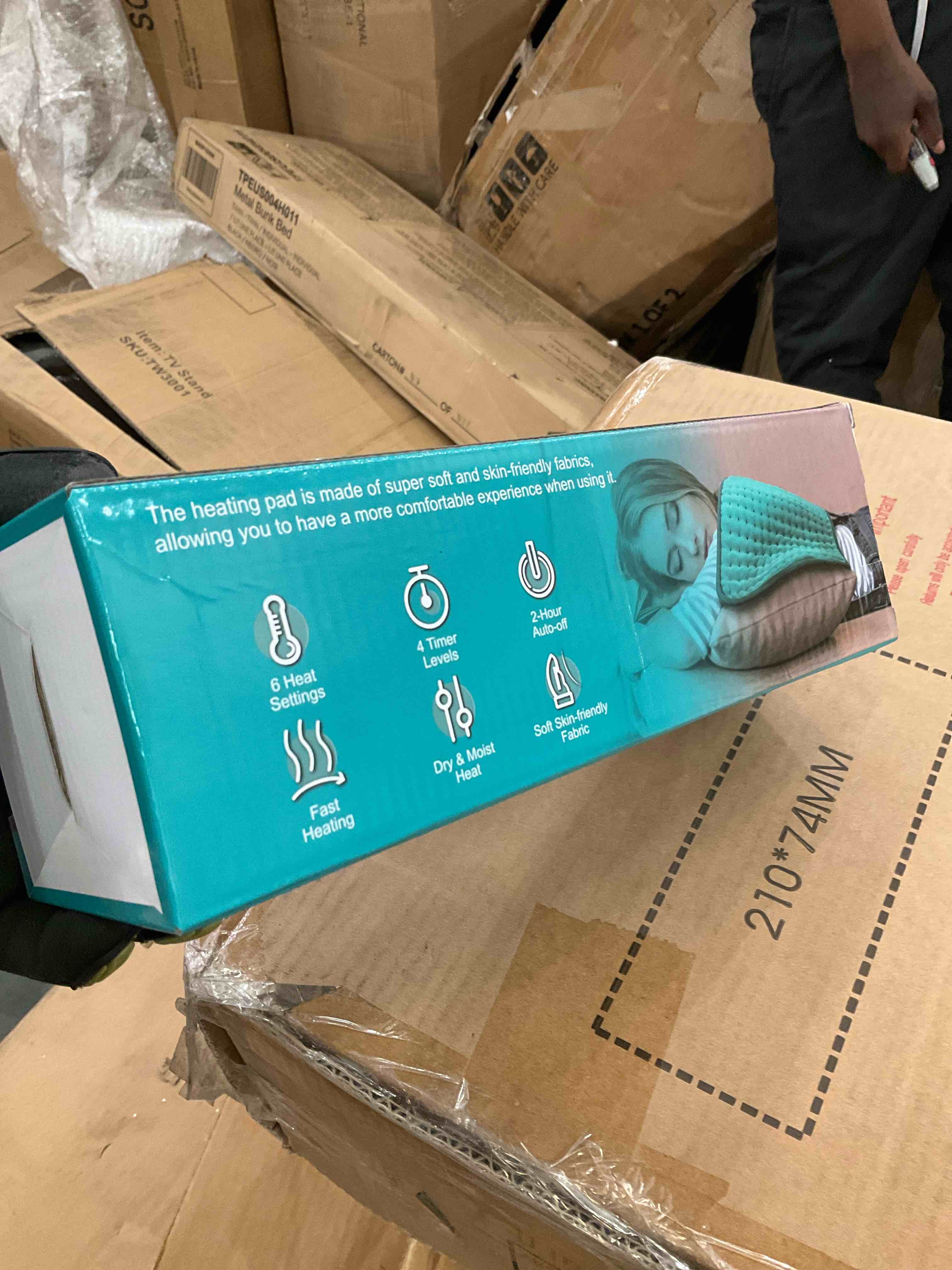 https://s3.amazonaws.com/lotting-images-prod/bidfta/BRN2059216_1743533499852.jpeg