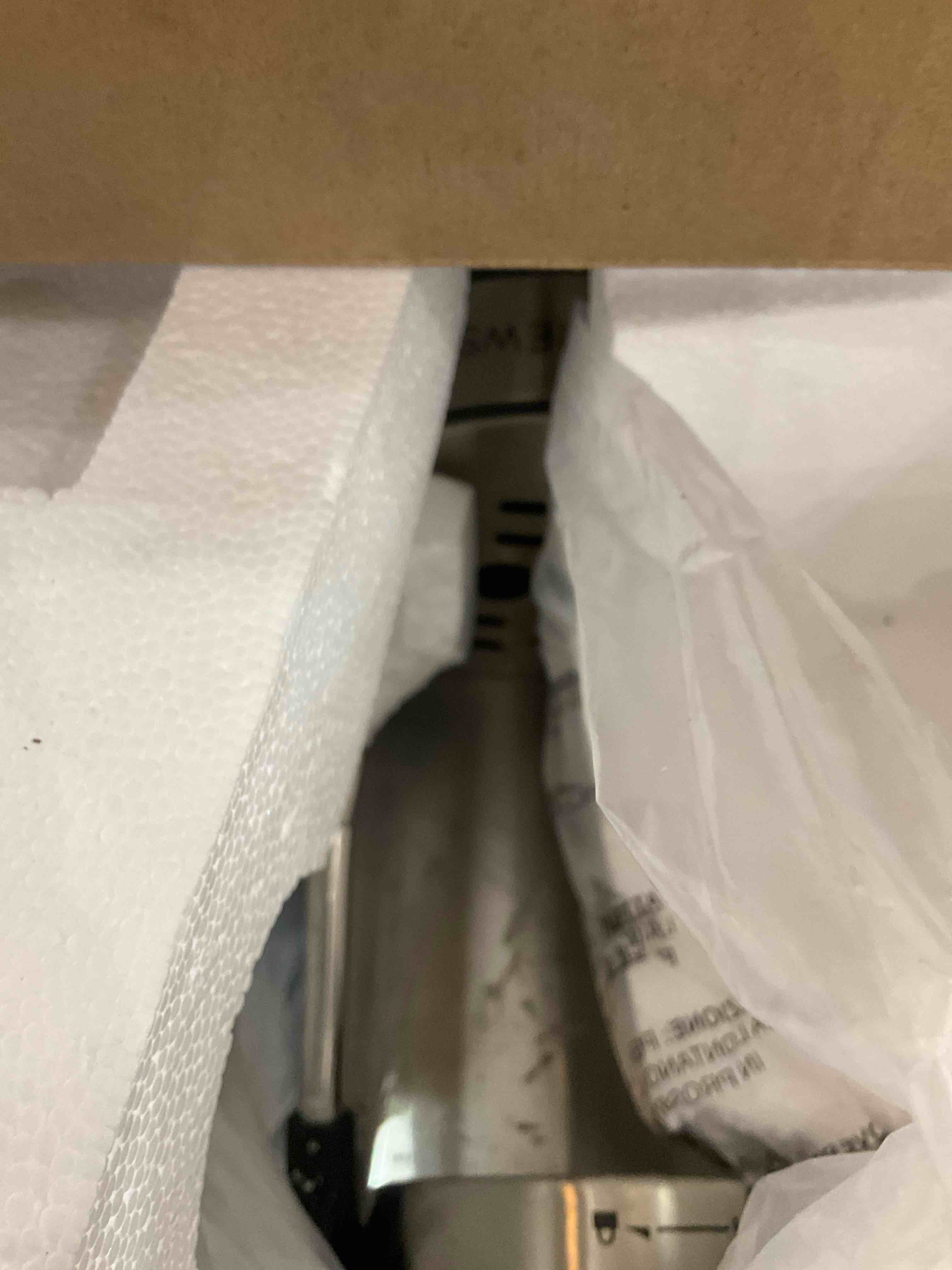 https://s3.amazonaws.com/lotting-images-prod/bidfta/BRN2069711_1744654912934.jpeg