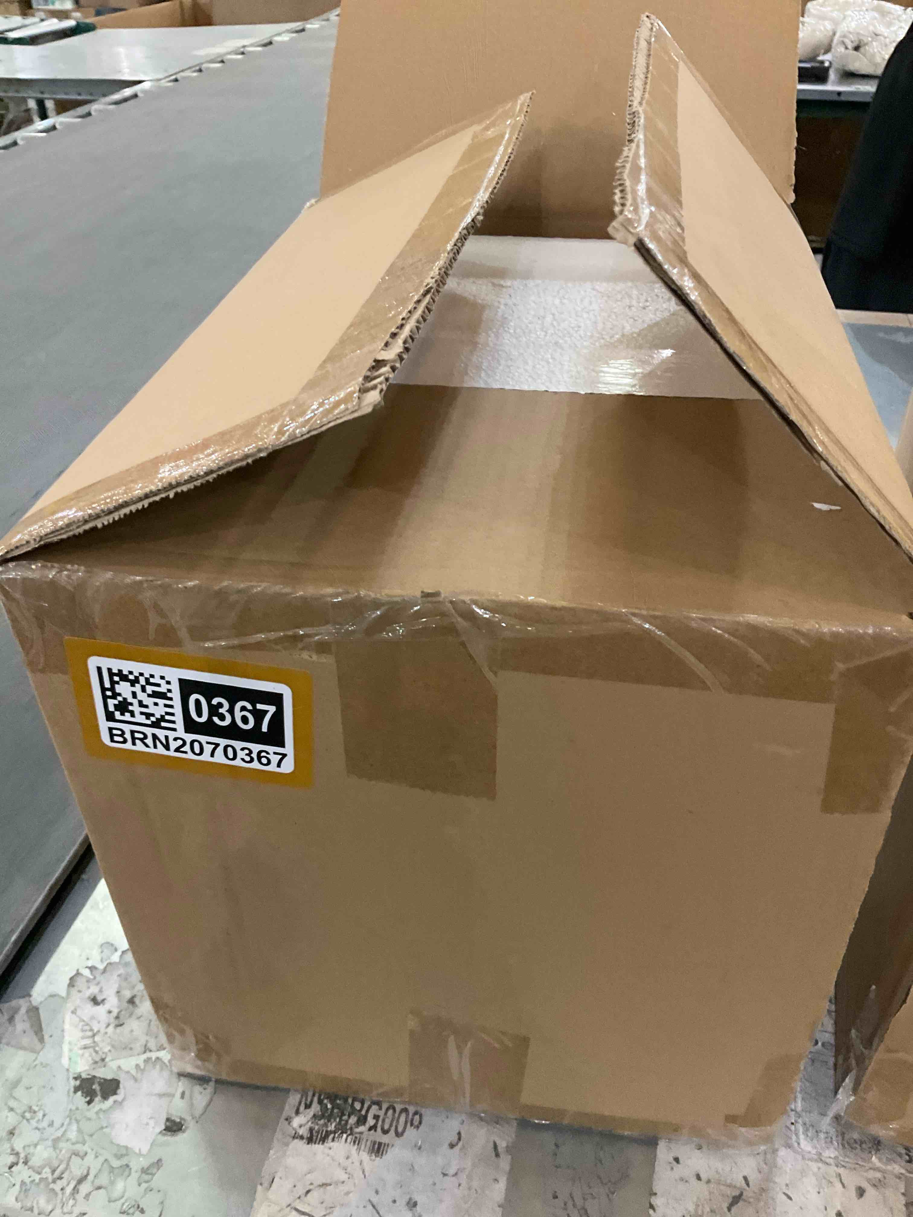 https://s3.amazonaws.com/lotting-images-prod/bidfta/BRN2070352_1744731240909.jpeg