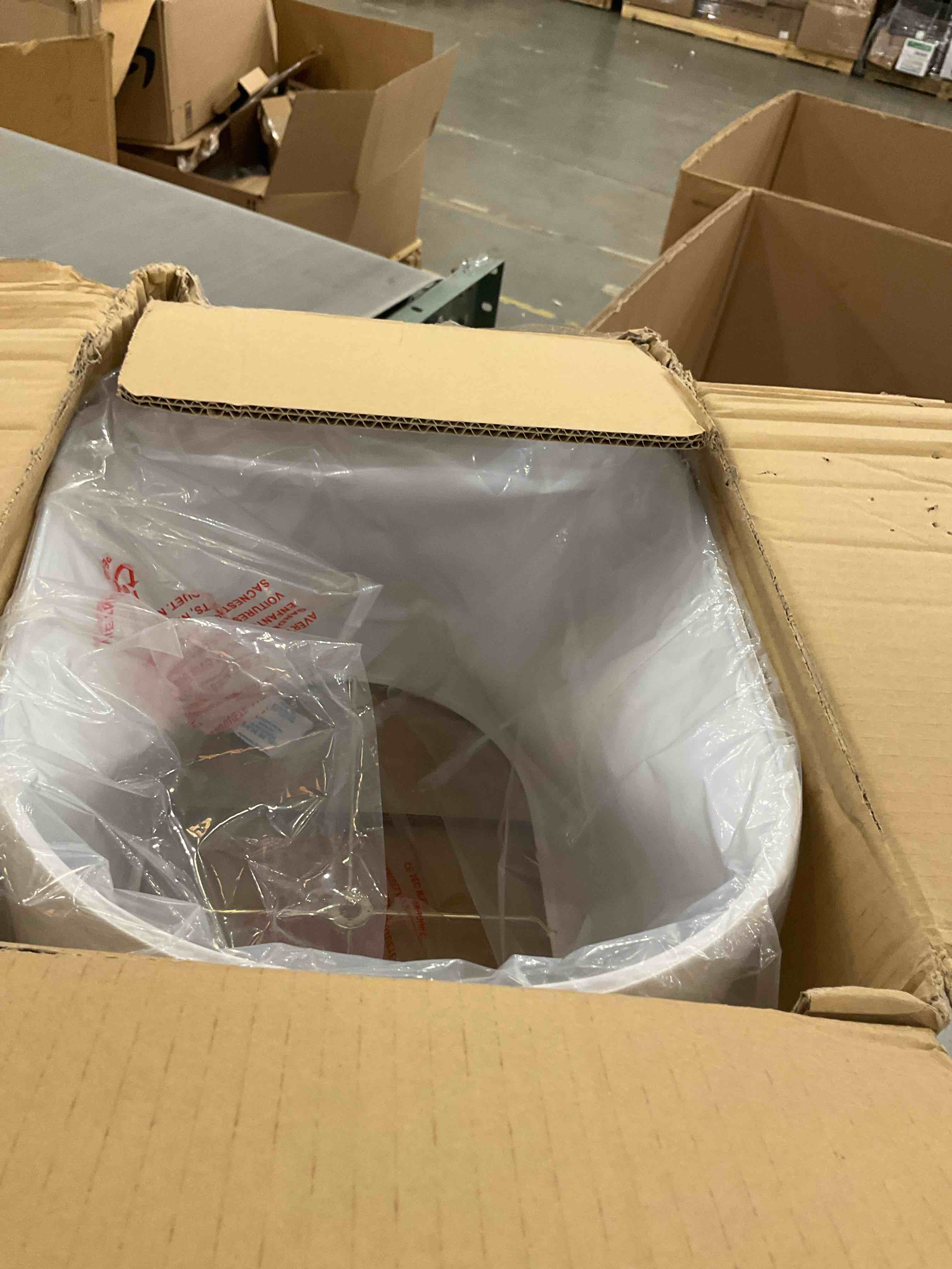 https://s3.amazonaws.com/lotting-images-prod/bidfta/BRN2070942_1744821841137.jpeg