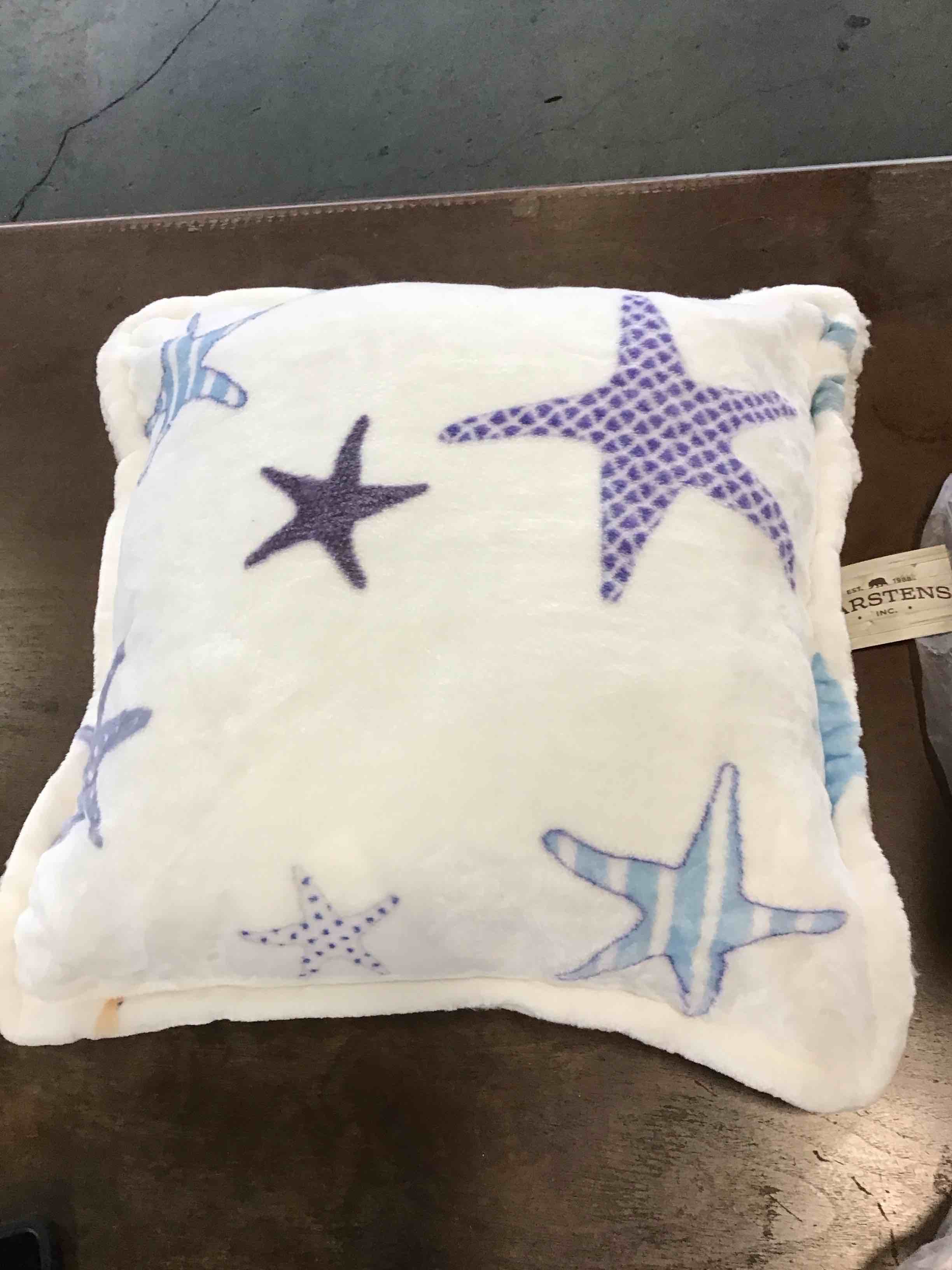 Condition photo showing New/Like New for Carstens, Inc. Starfish Coastal Plush Sherpa 18" x 18" Throw Pillow, White