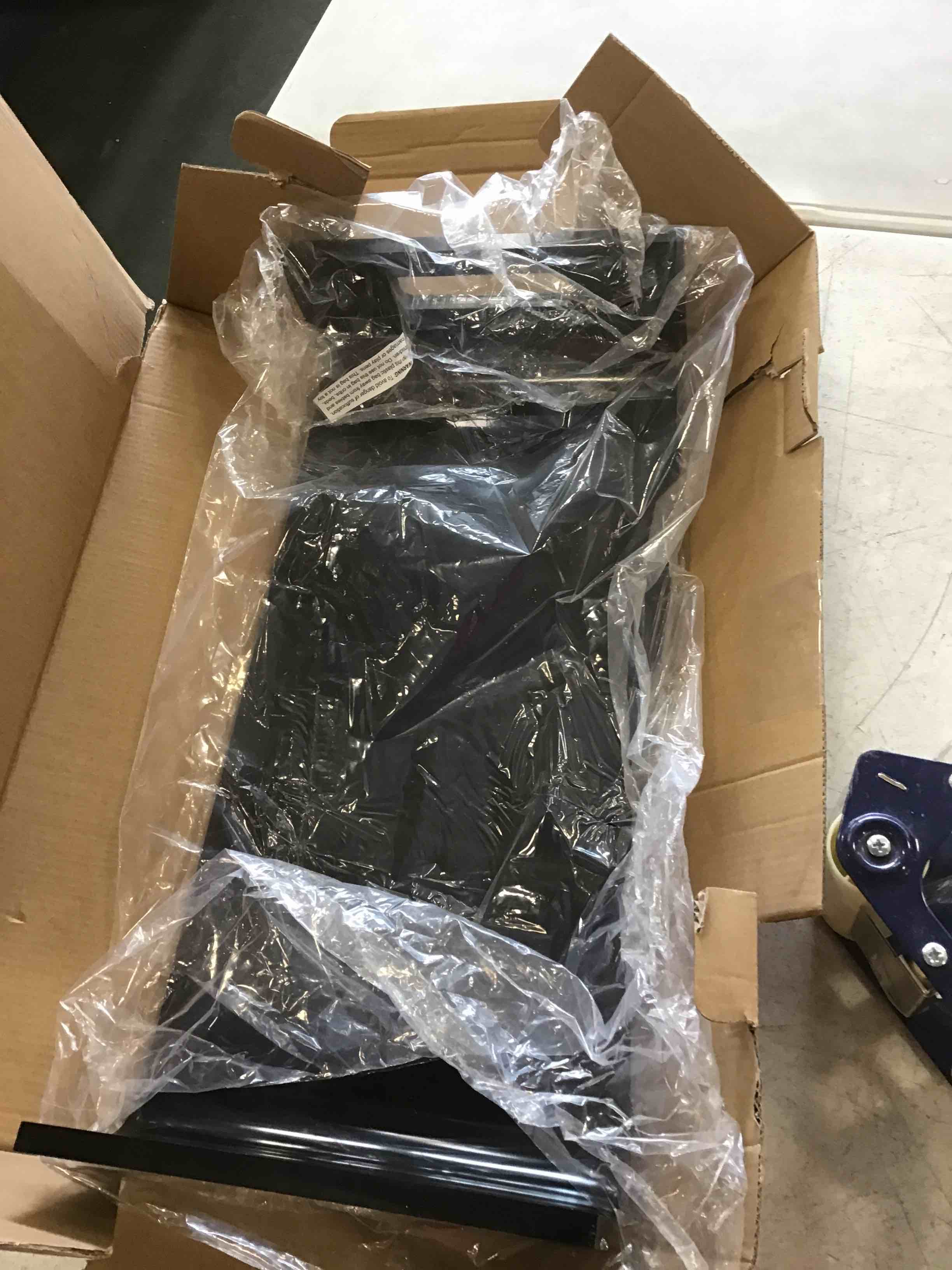https://s3.amazonaws.com/lotting-images-prod/bidfta/BRN2105170_1741703970349.jpeg