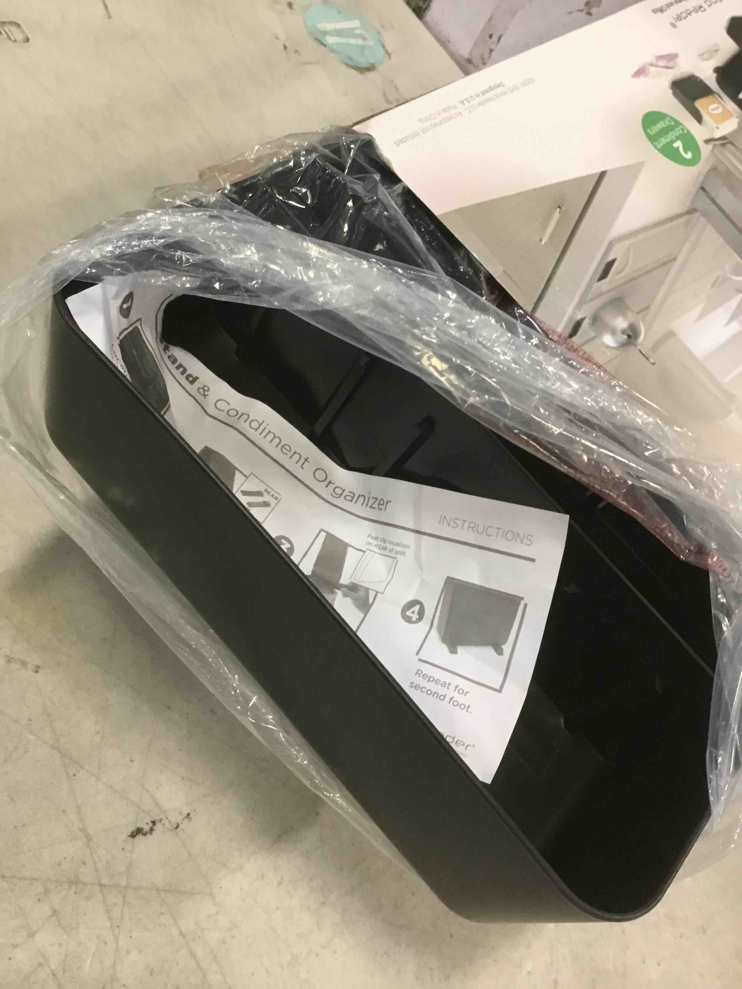 https://s3.amazonaws.com/lotting-images-prod/bidfta/BRN2107863_1744055312593.jpeg