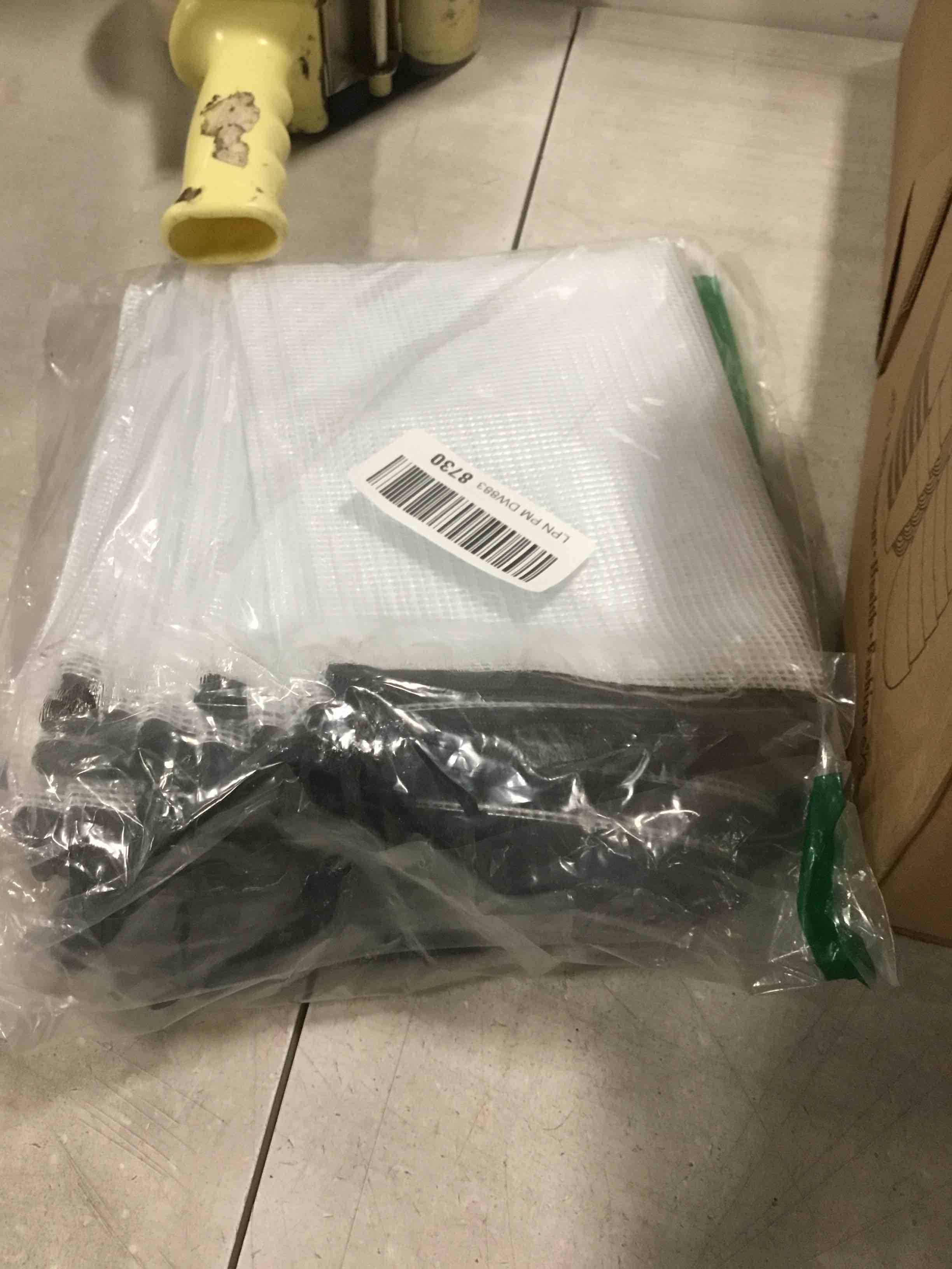 https://s3.amazonaws.com/lotting-images-prod/bidfta/BRN2108143_1744209606824.jpeg