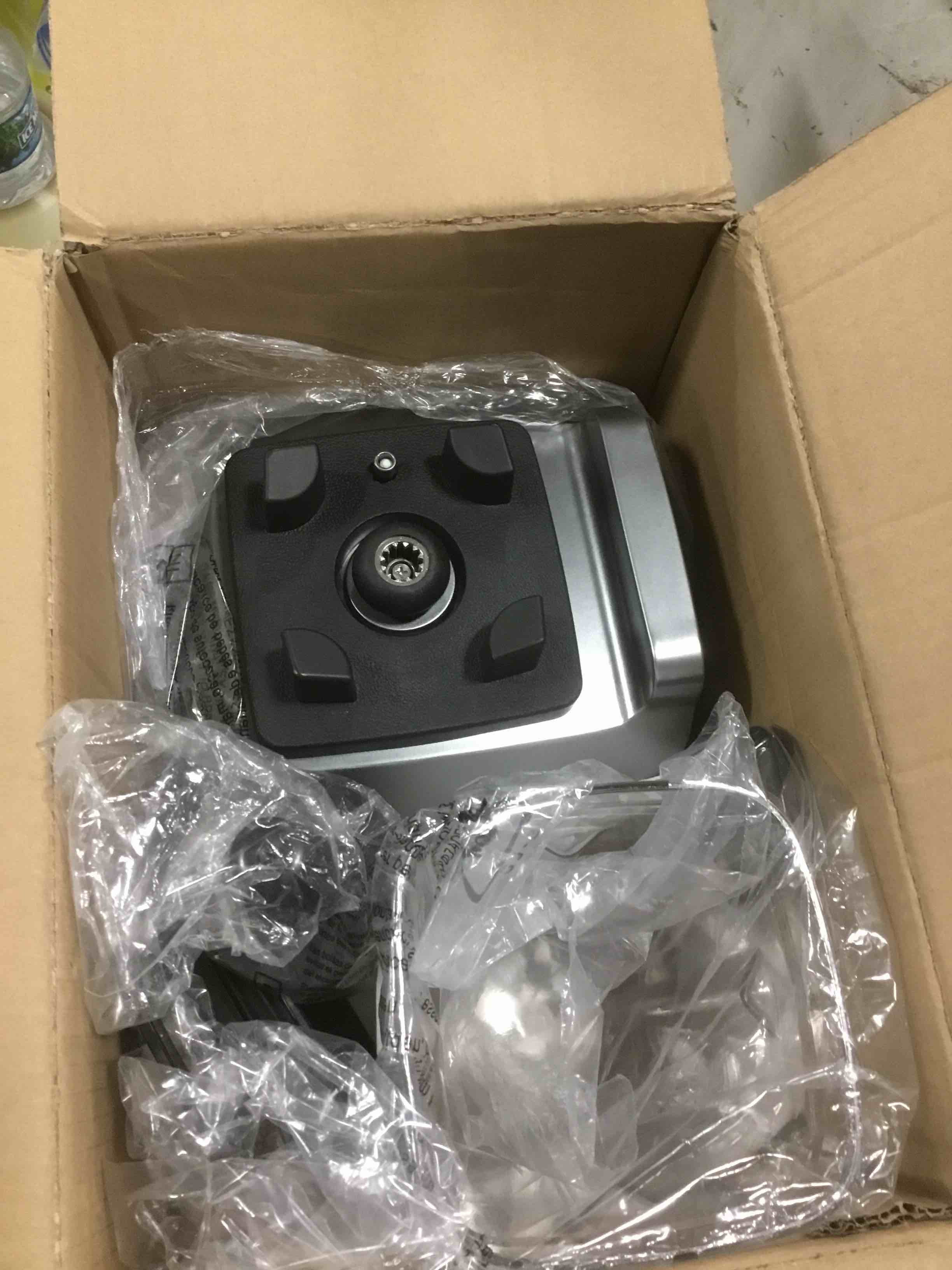 https://s3.amazonaws.com/lotting-images-prod/bidfta/BRN2108811_1744739490384.jpeg