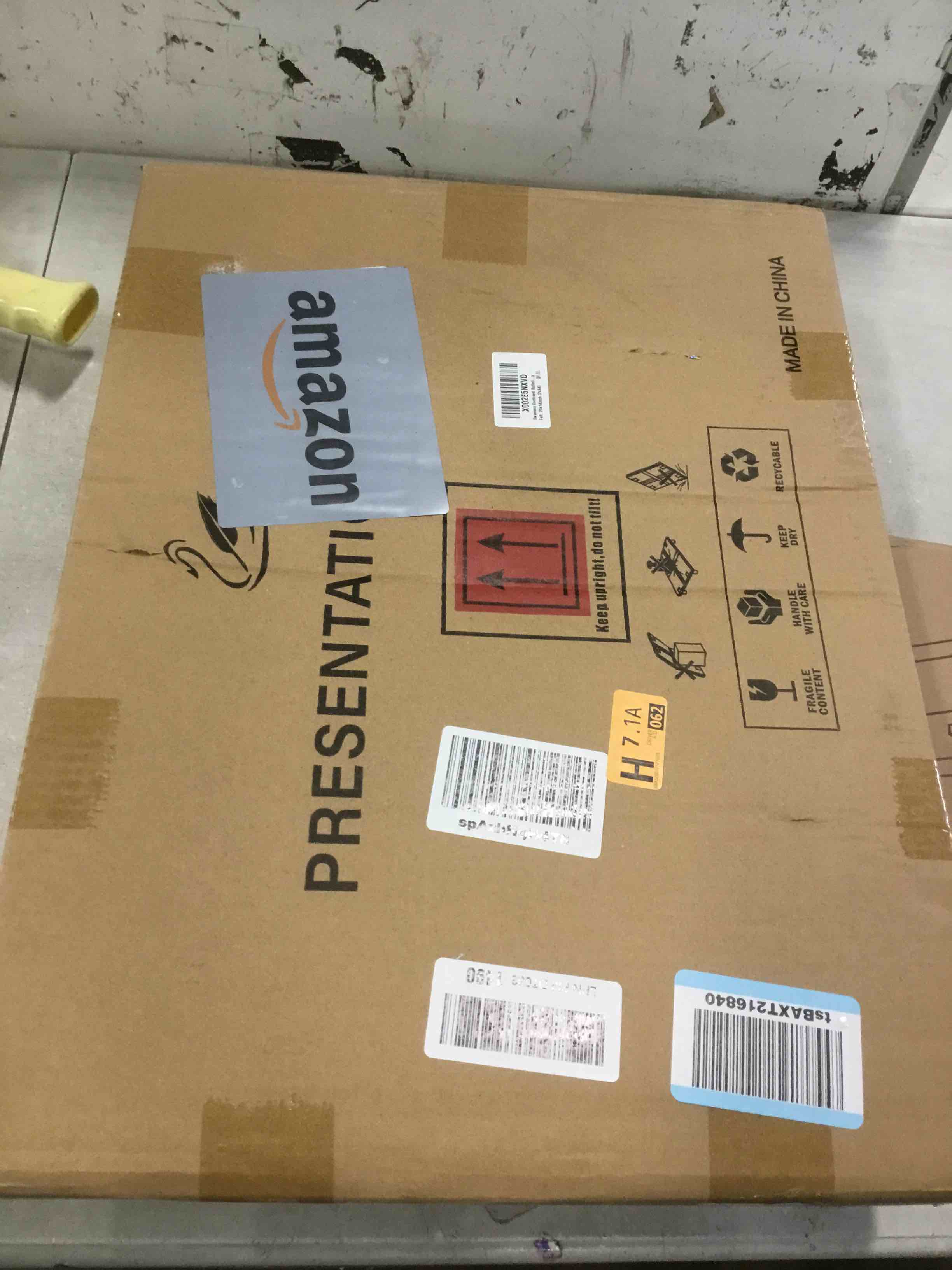 https://s3.amazonaws.com/lotting-images-prod/bidfta/BRN2109246_1744912306201.jpeg