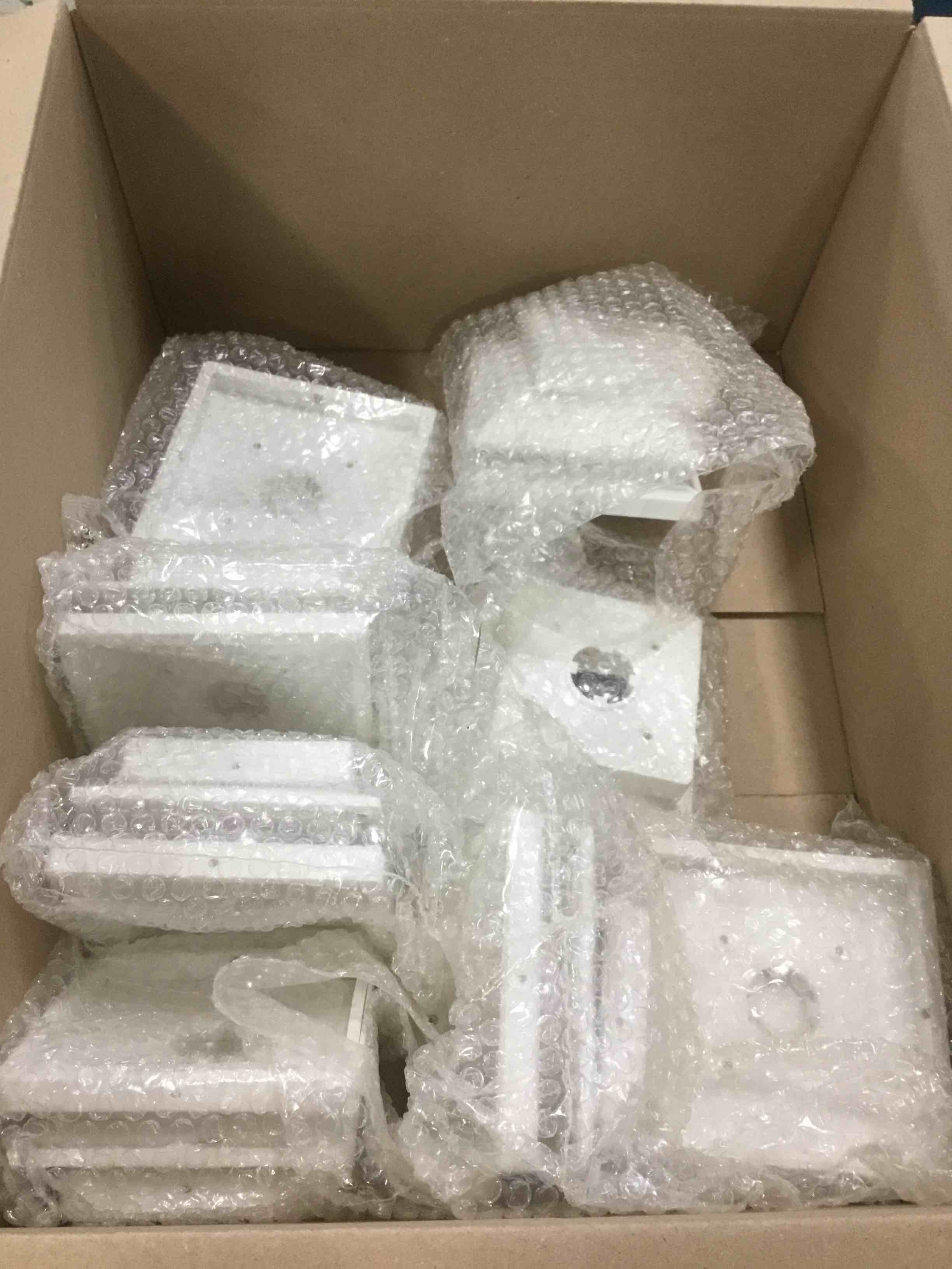 https://s3.amazonaws.com/lotting-images-prod/bidfta/BRN2109403_1745248037411.jpeg