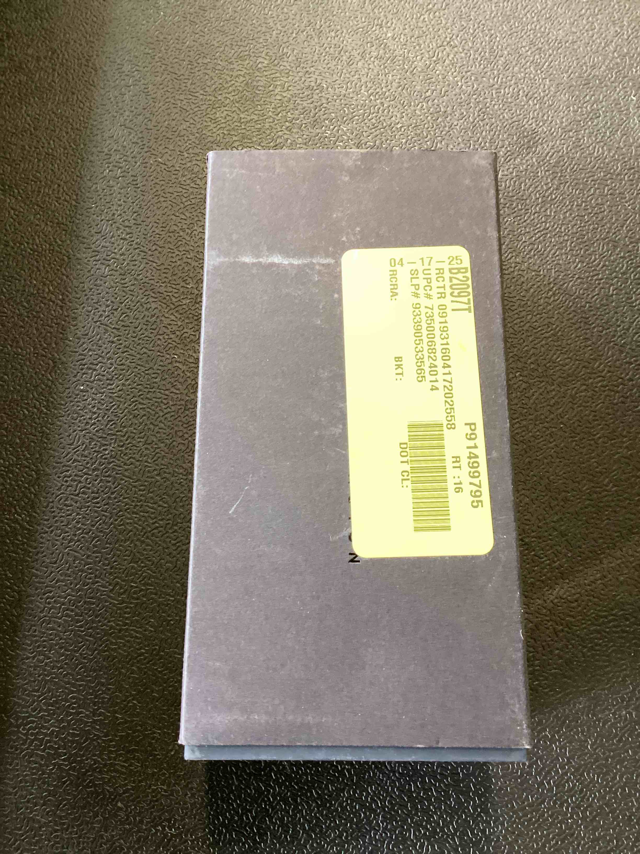 https://s3.amazonaws.com/lotting-images-prod/bidfta/BRN2112824_1746212607645.jpeg