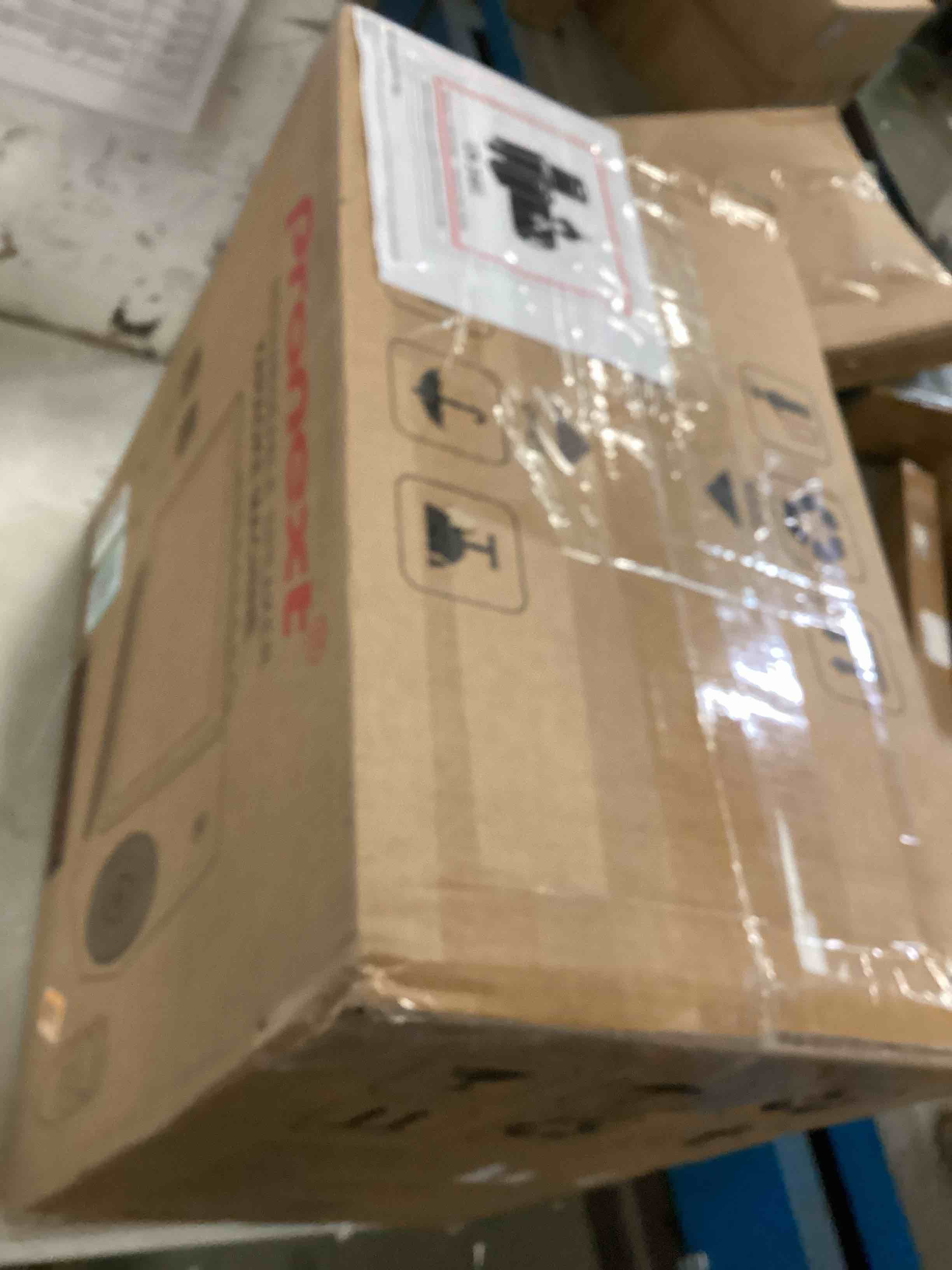 https://s3.amazonaws.com/lotting-images-prod/bidfta/BRN2113143_1743524350058.jpeg