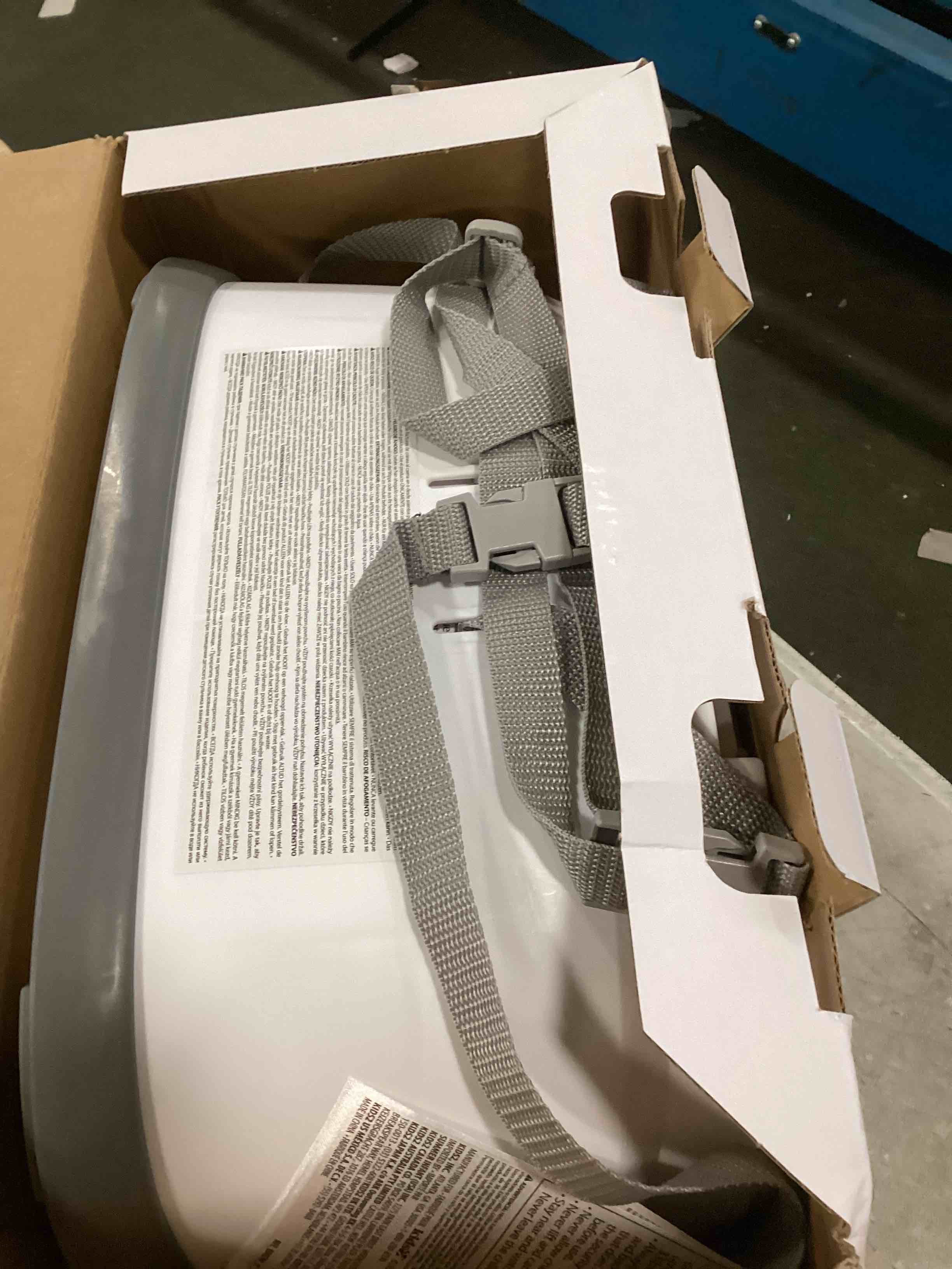 https://s3.amazonaws.com/lotting-images-prod/bidfta/BRN2113590_1743705791605.jpeg
