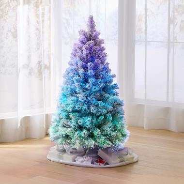 the flocked northern lights tree