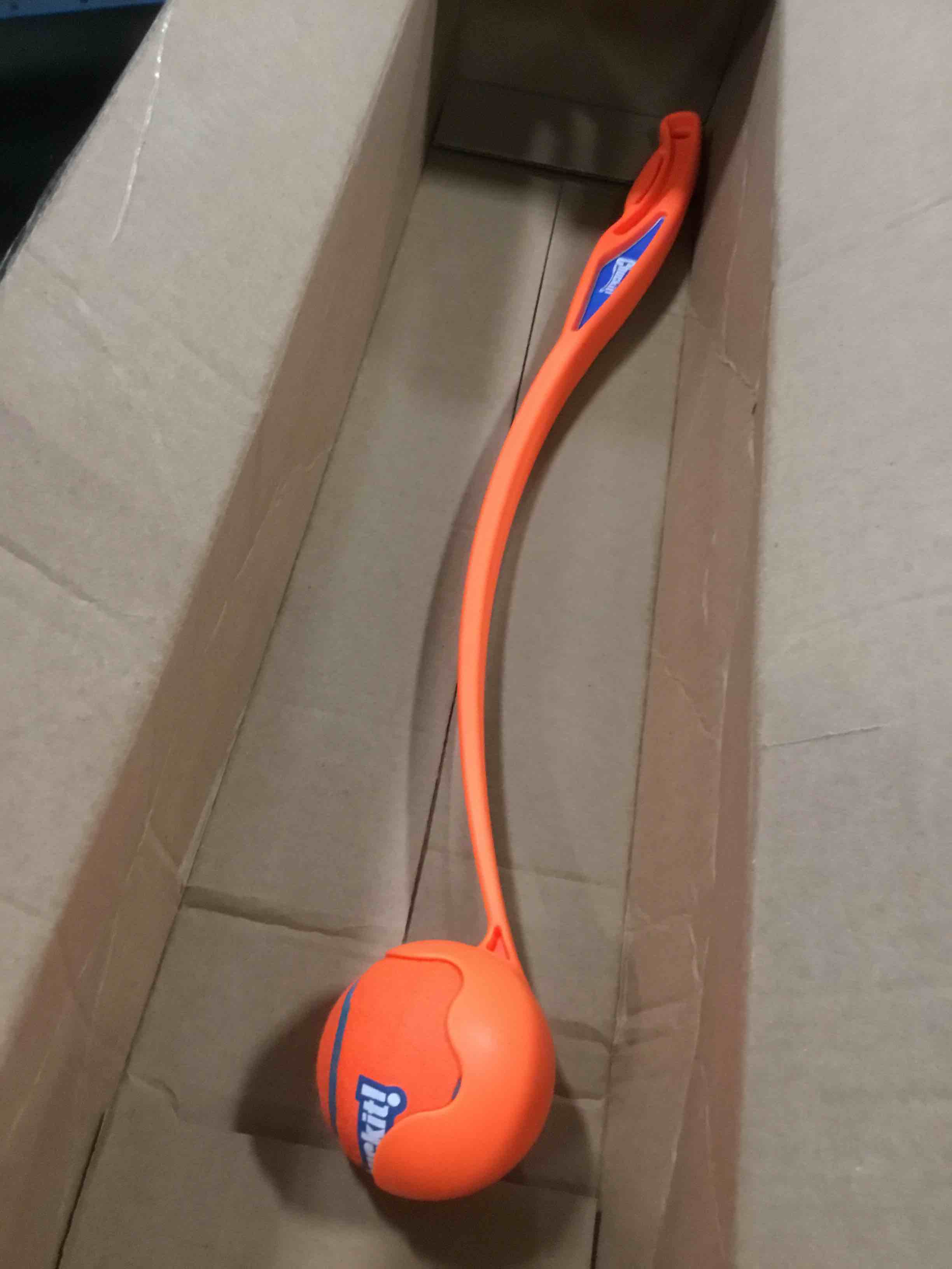 https://s3.amazonaws.com/lotting-images-prod/bidfta/BRN2116074_1743770498111.jpeg