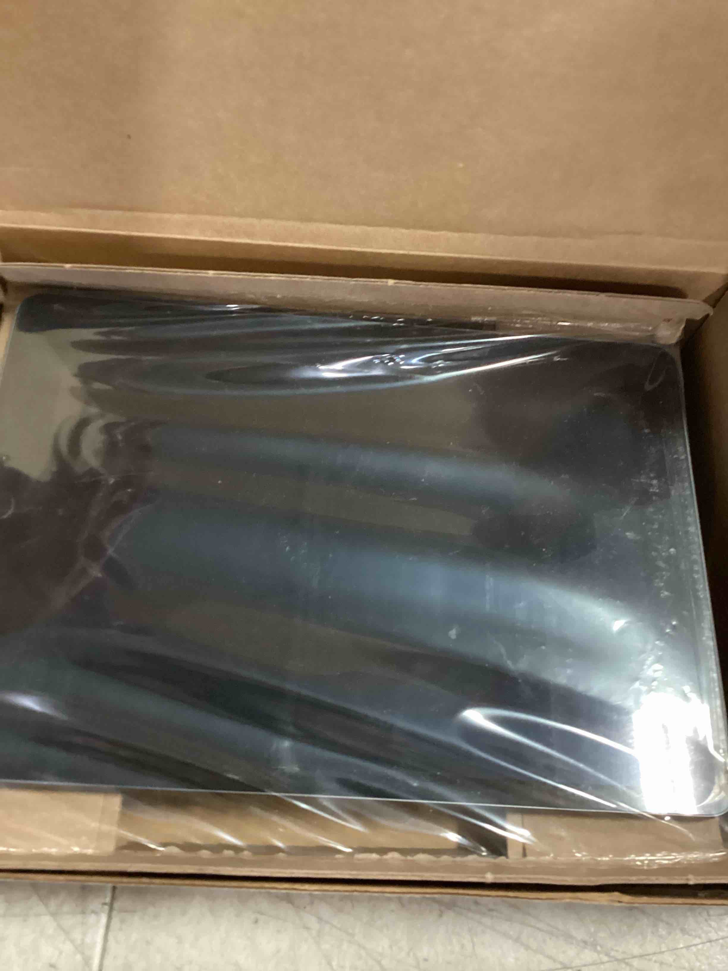 https://s3.amazonaws.com/lotting-images-prod/bidfta/BRN2116759_1746025191327.jpeg