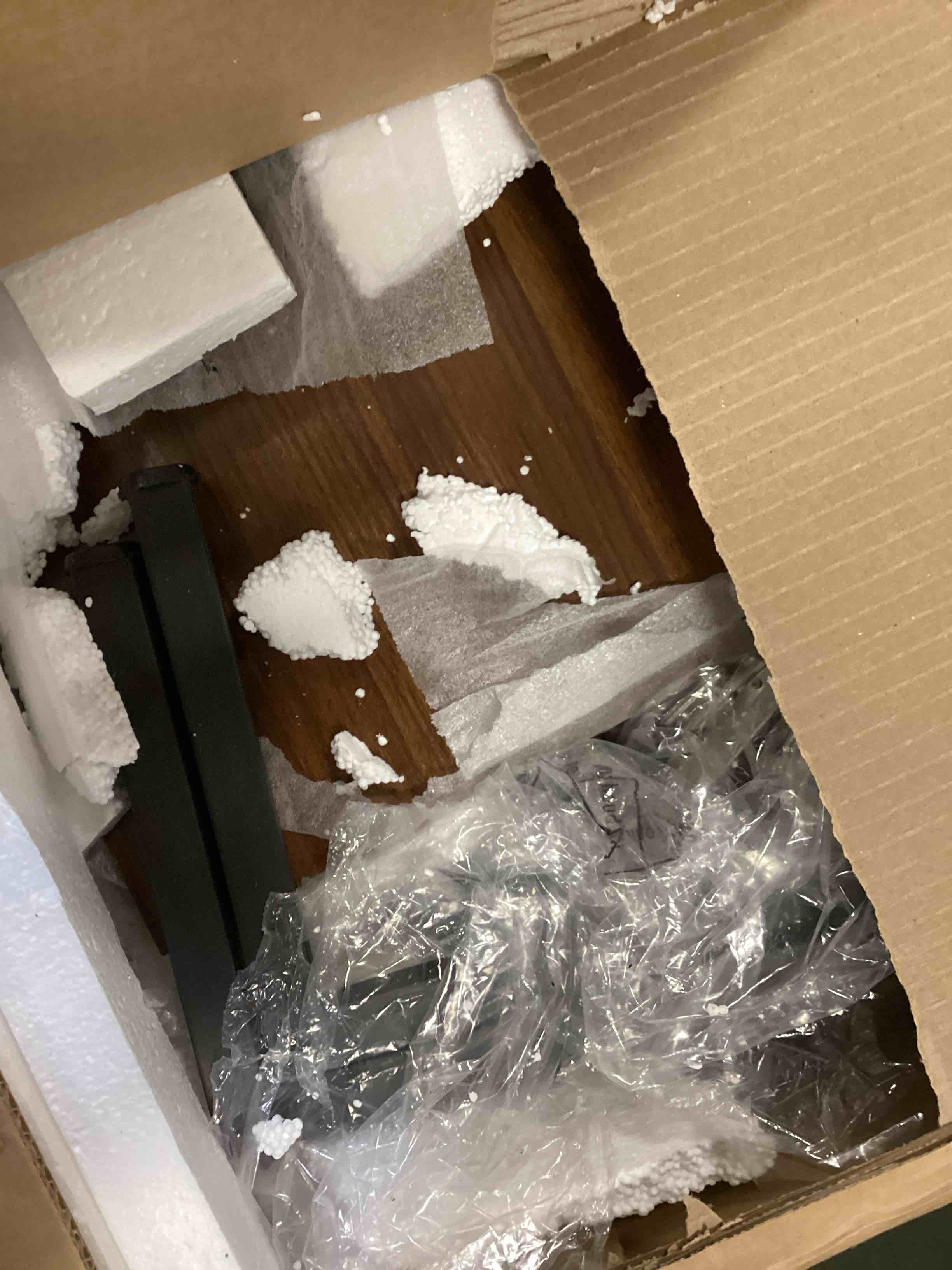 https://s3.amazonaws.com/lotting-images-prod/bidfta/BRN2117240_1746636552391.jpeg