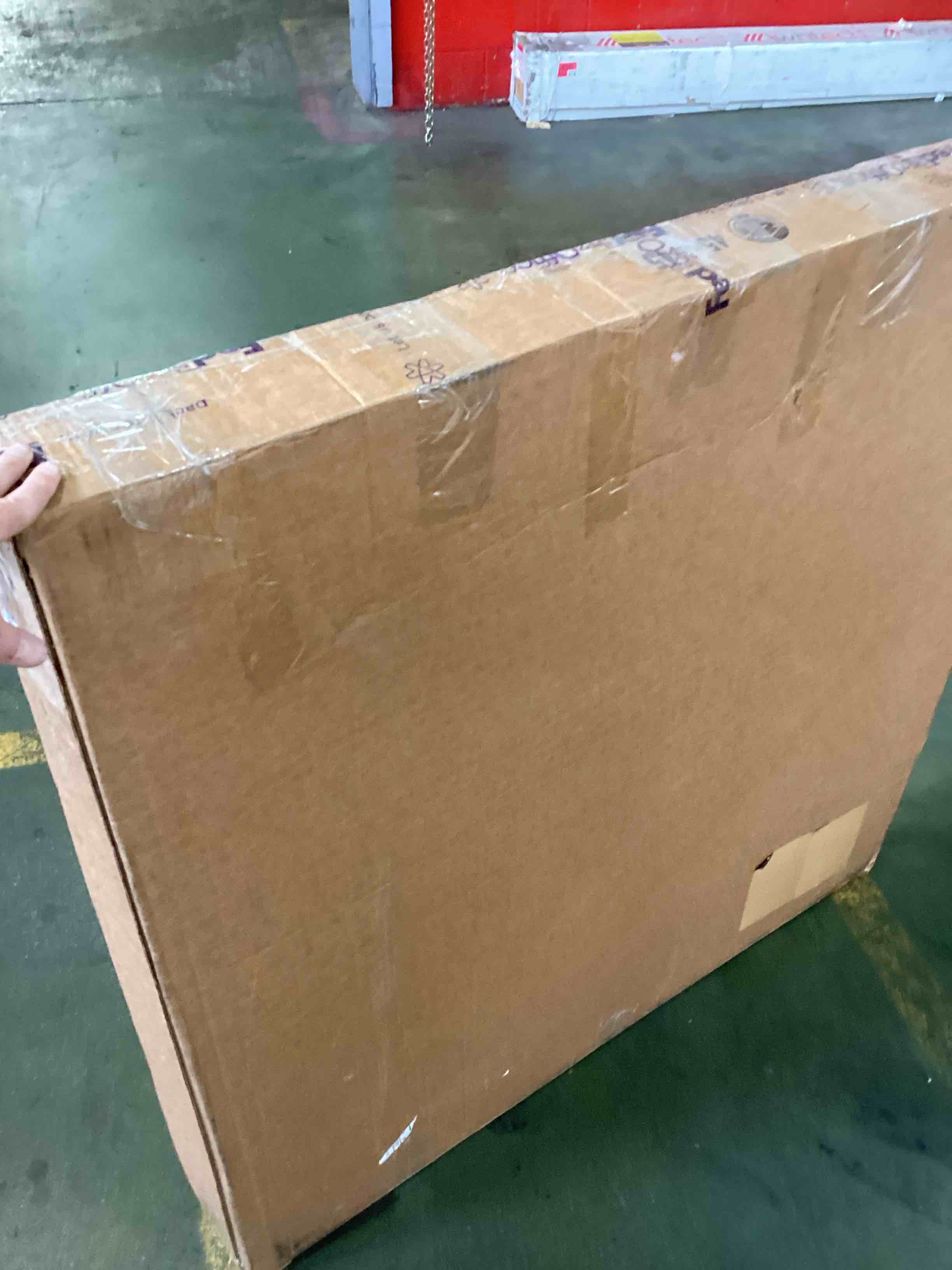 https://s3.amazonaws.com/lotting-images-prod/bidfta/BRN2120232_1743699266311.jpeg