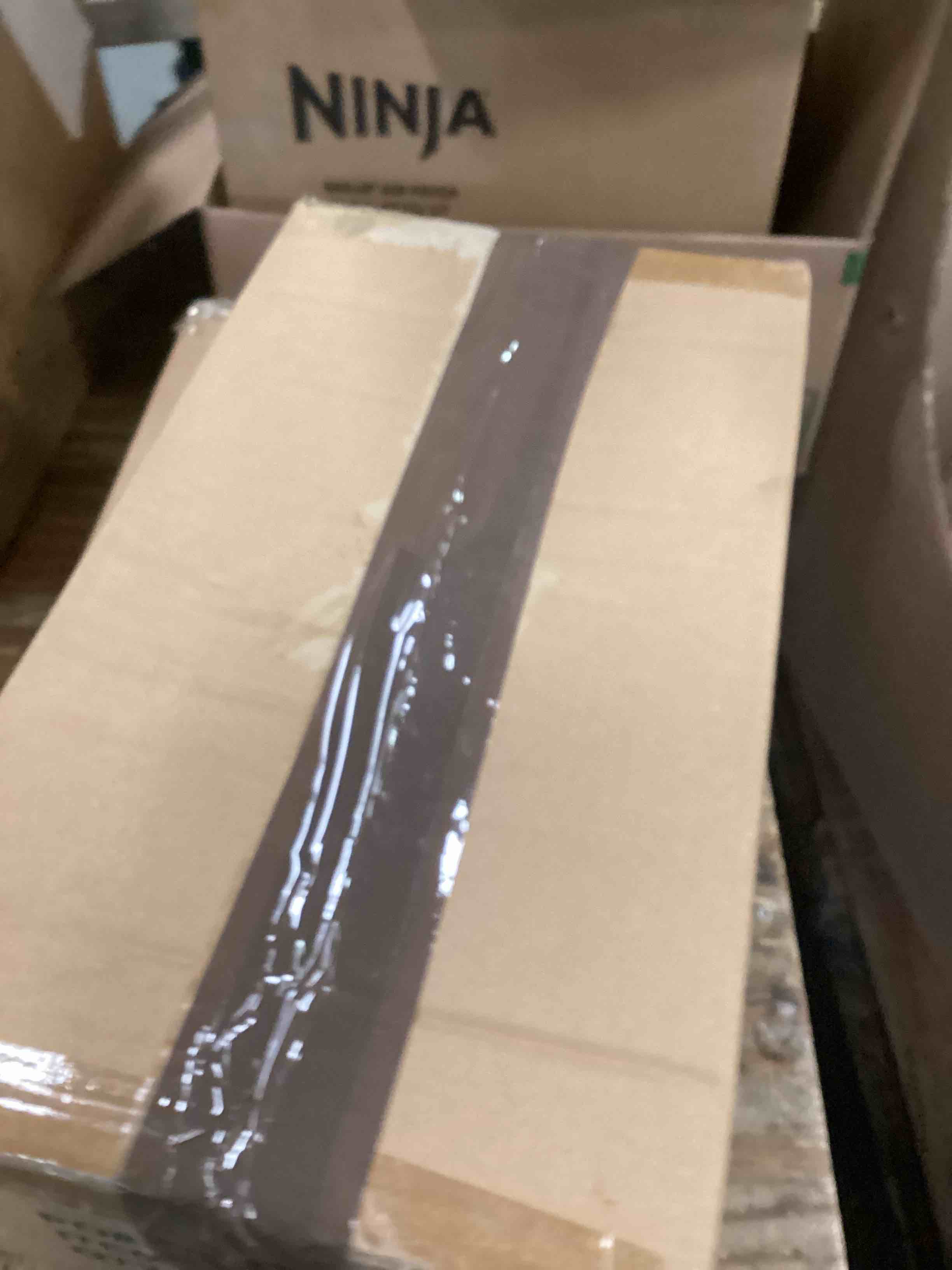 https://s3.amazonaws.com/lotting-images-prod/bidfta/BRN2123086_1743610572551.jpeg