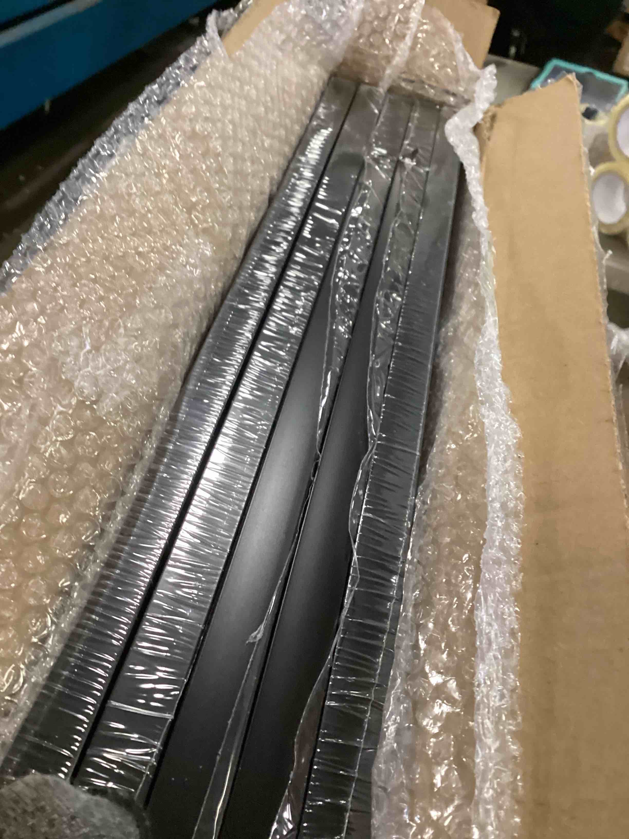 https://s3.amazonaws.com/lotting-images-prod/bidfta/BRN2123161_1743621824319.jpeg
