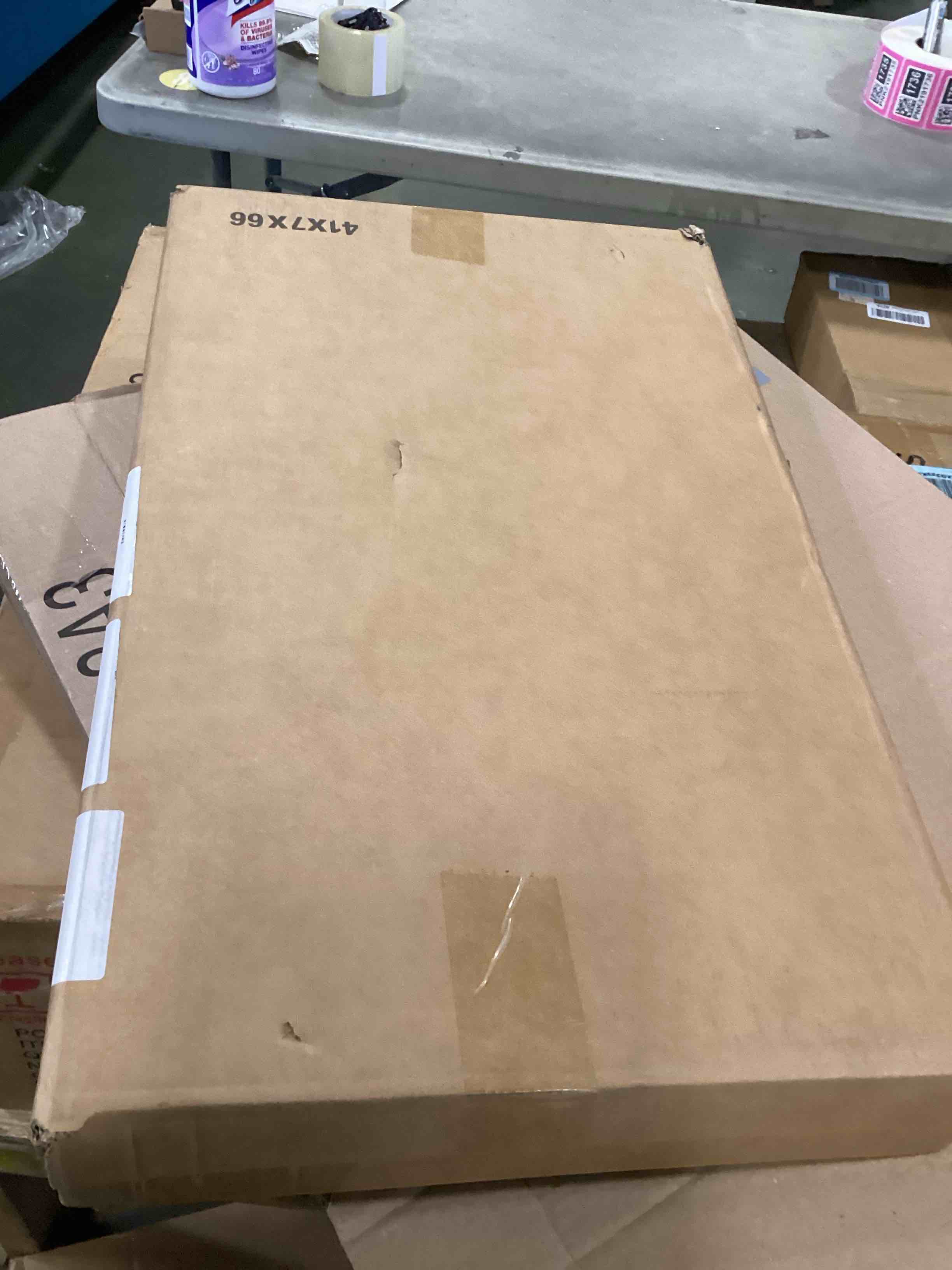 https://s3.amazonaws.com/lotting-images-prod/bidfta/BRN2123803_1744124267962.jpeg