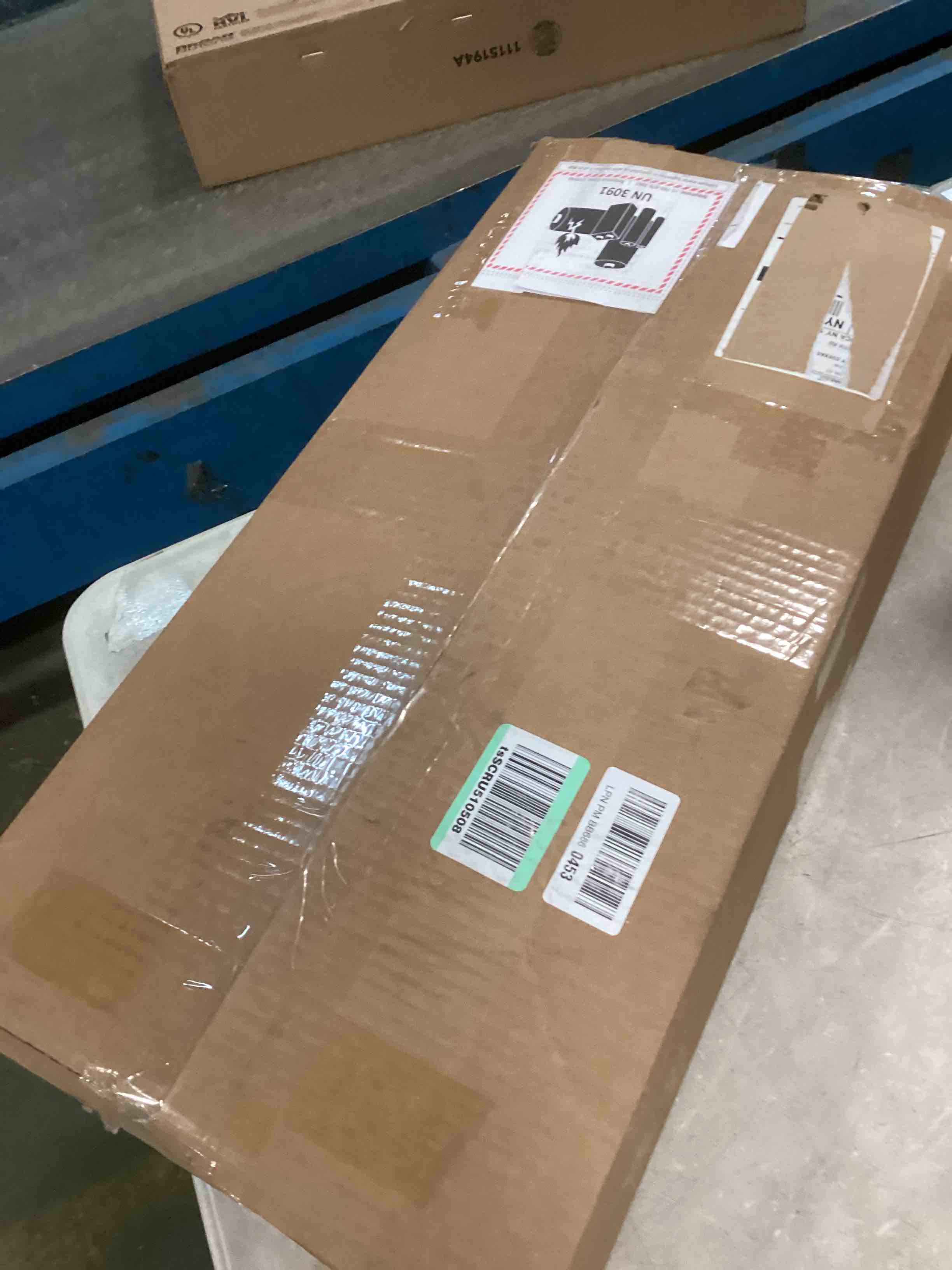 https://s3.amazonaws.com/lotting-images-prod/bidfta/BRN2176603_1736606607062.jpeg