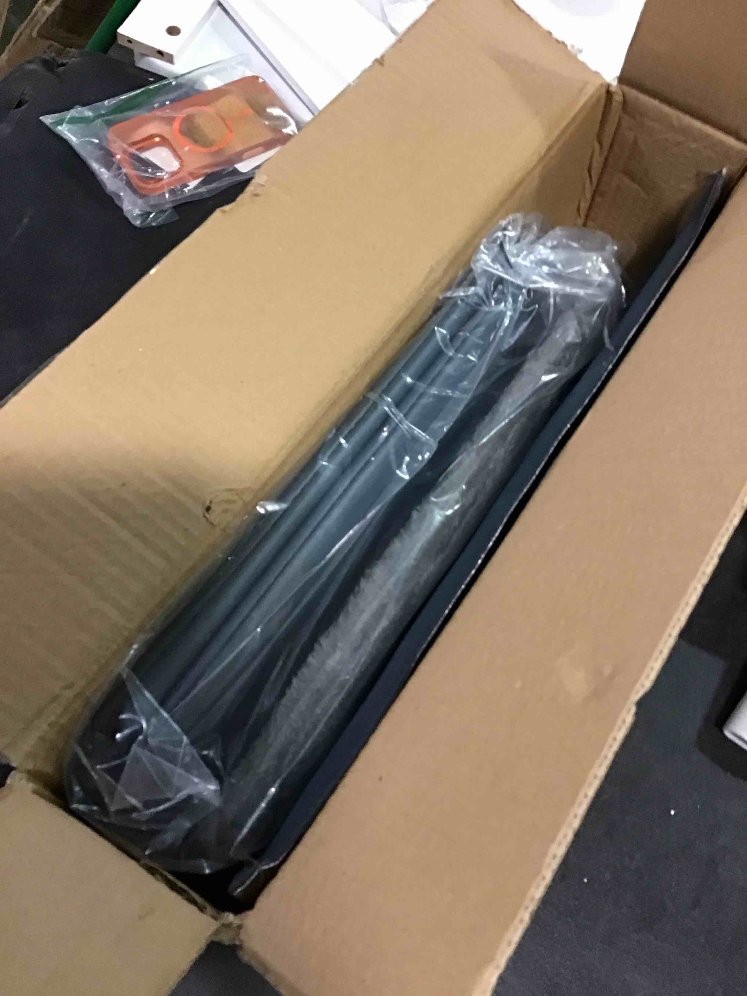 https://s3.amazonaws.com/lotting-images-prod/bidfta/BRN2176847_1736786093419.jpeg
