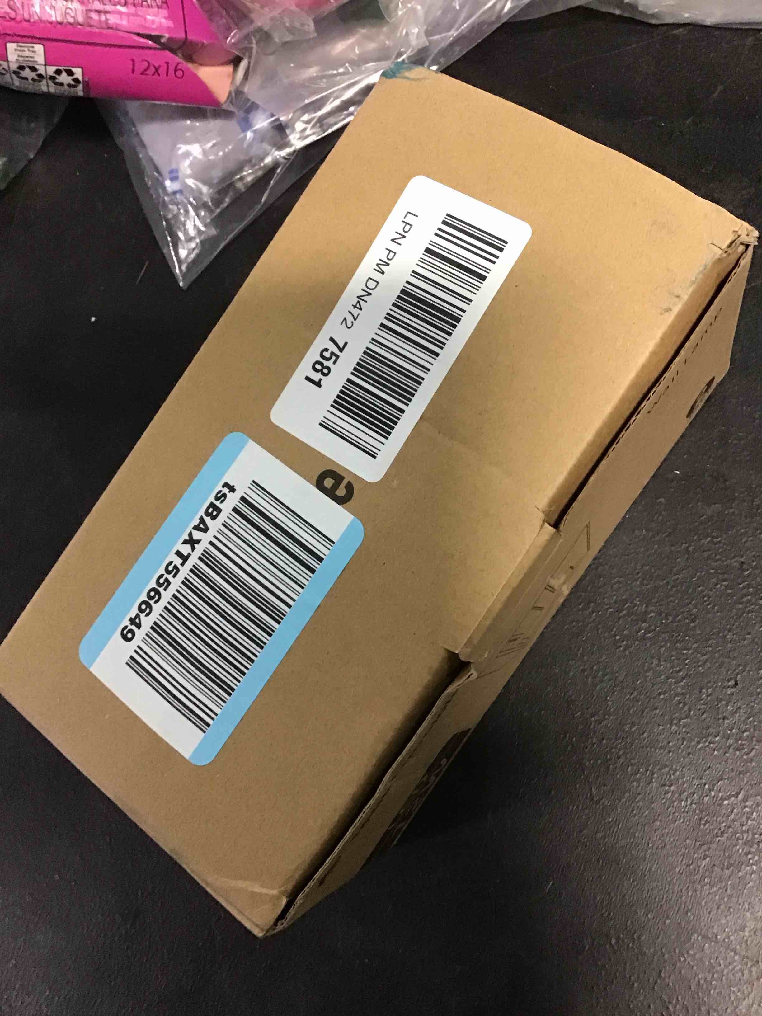 https://s3.amazonaws.com/lotting-images-prod/bidfta/BRN2176954_1736796803296.jpeg