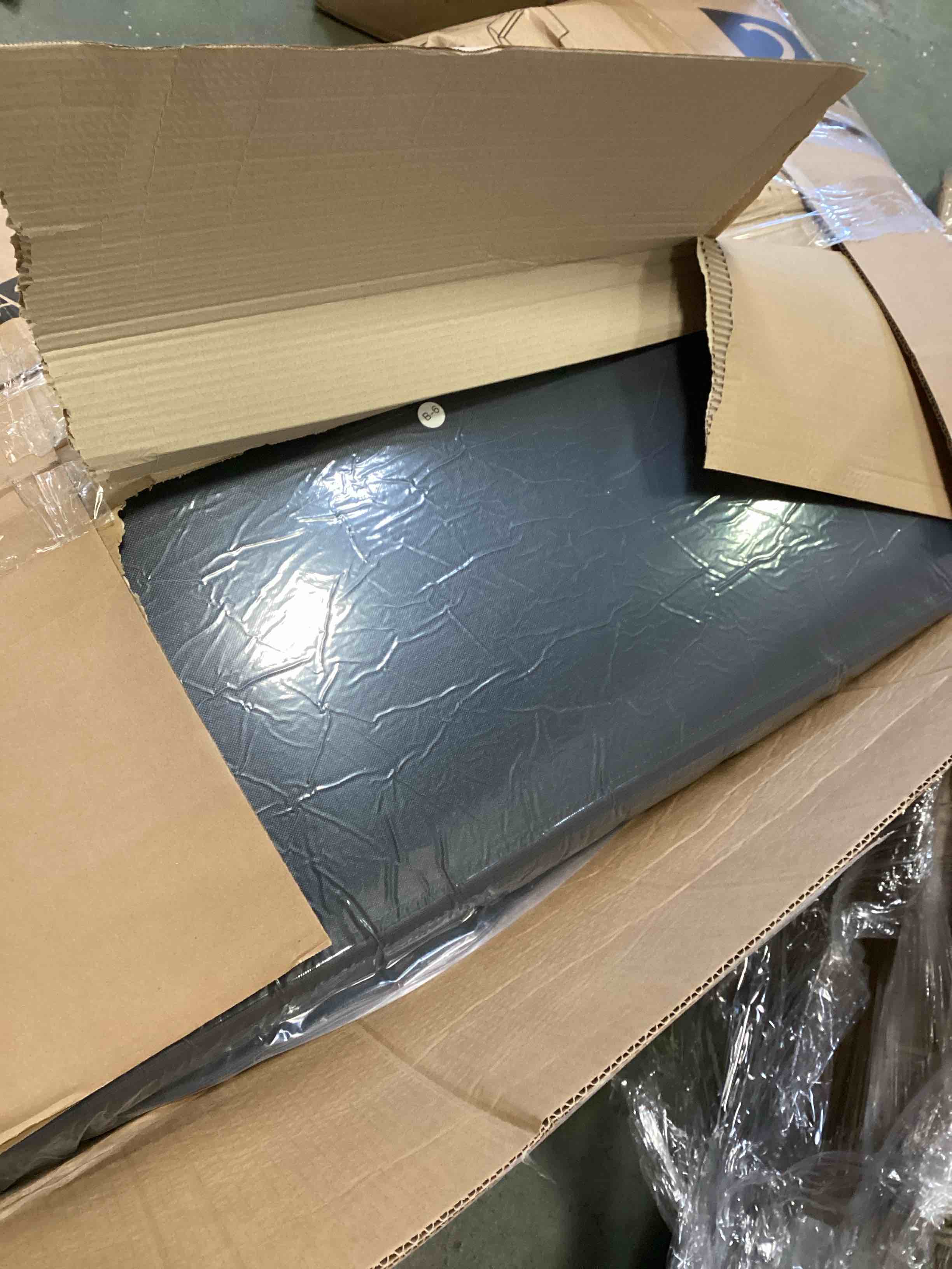 https://s3.amazonaws.com/lotting-images-prod/bidfta/BRN2177376_1737402447216.jpeg