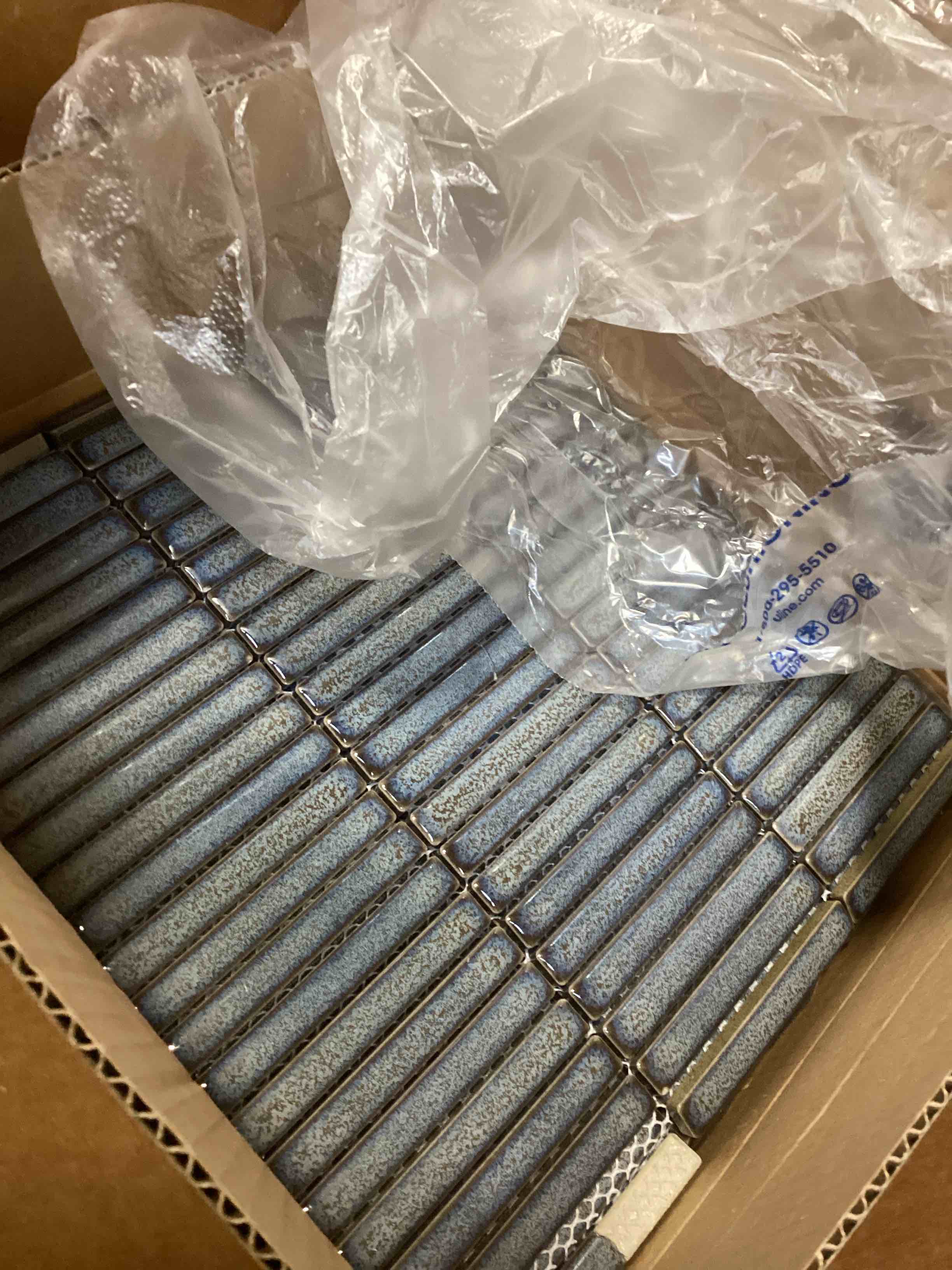 https://s3.amazonaws.com/lotting-images-prod/bidfta/BRN2177578_1737555735335.jpeg