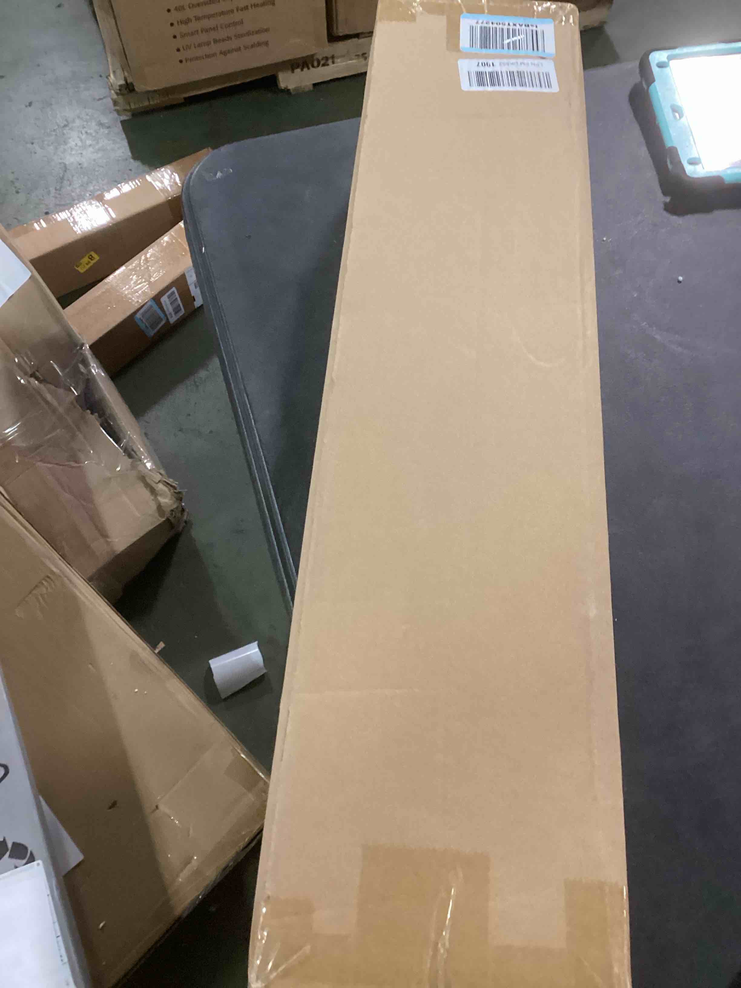 https://s3.amazonaws.com/lotting-images-prod/bidfta/BRN2179129_1736776850763.jpeg