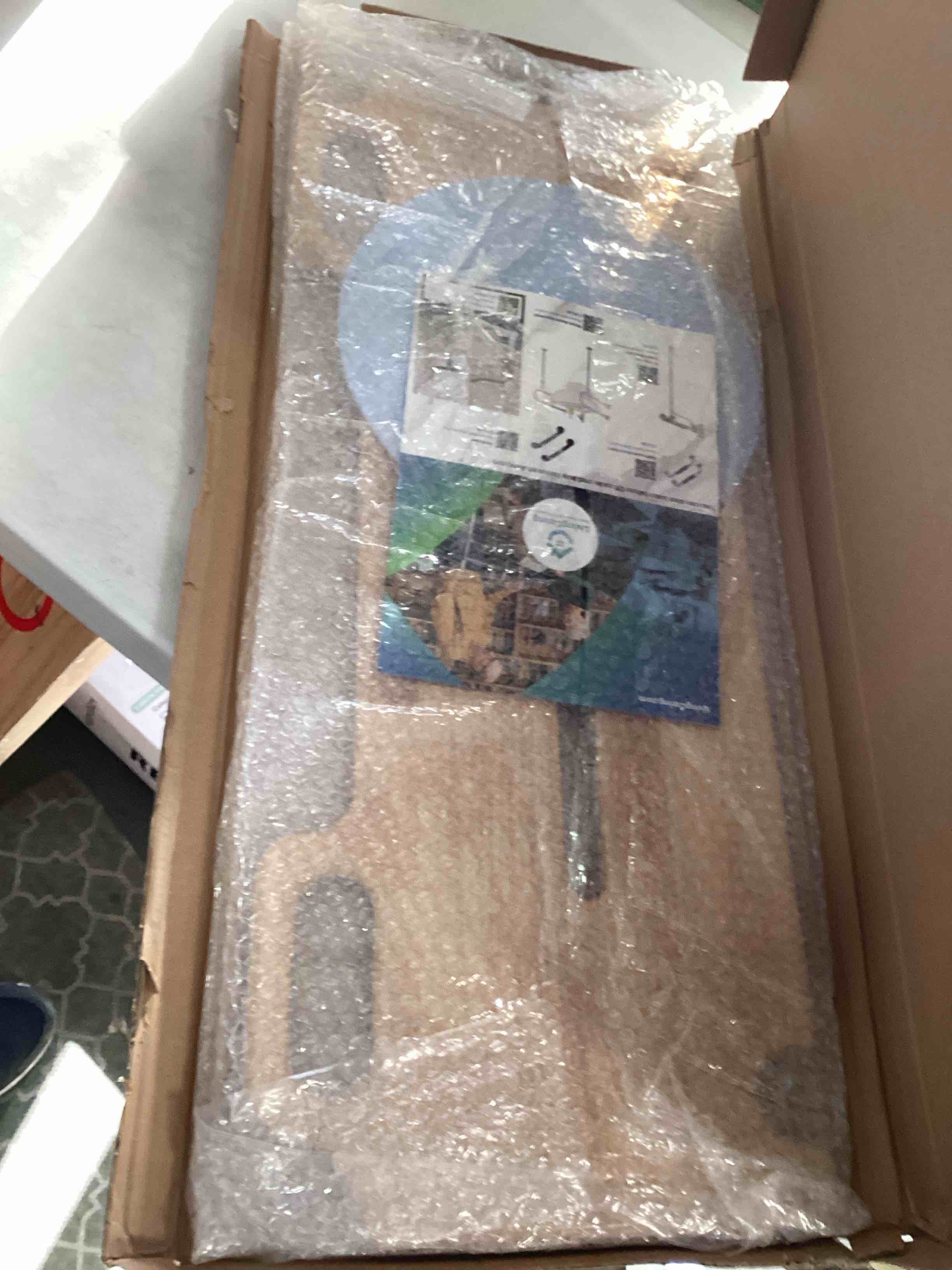 https://s3.amazonaws.com/lotting-images-prod/bidfta/BRN2179877_1737125667340.jpeg