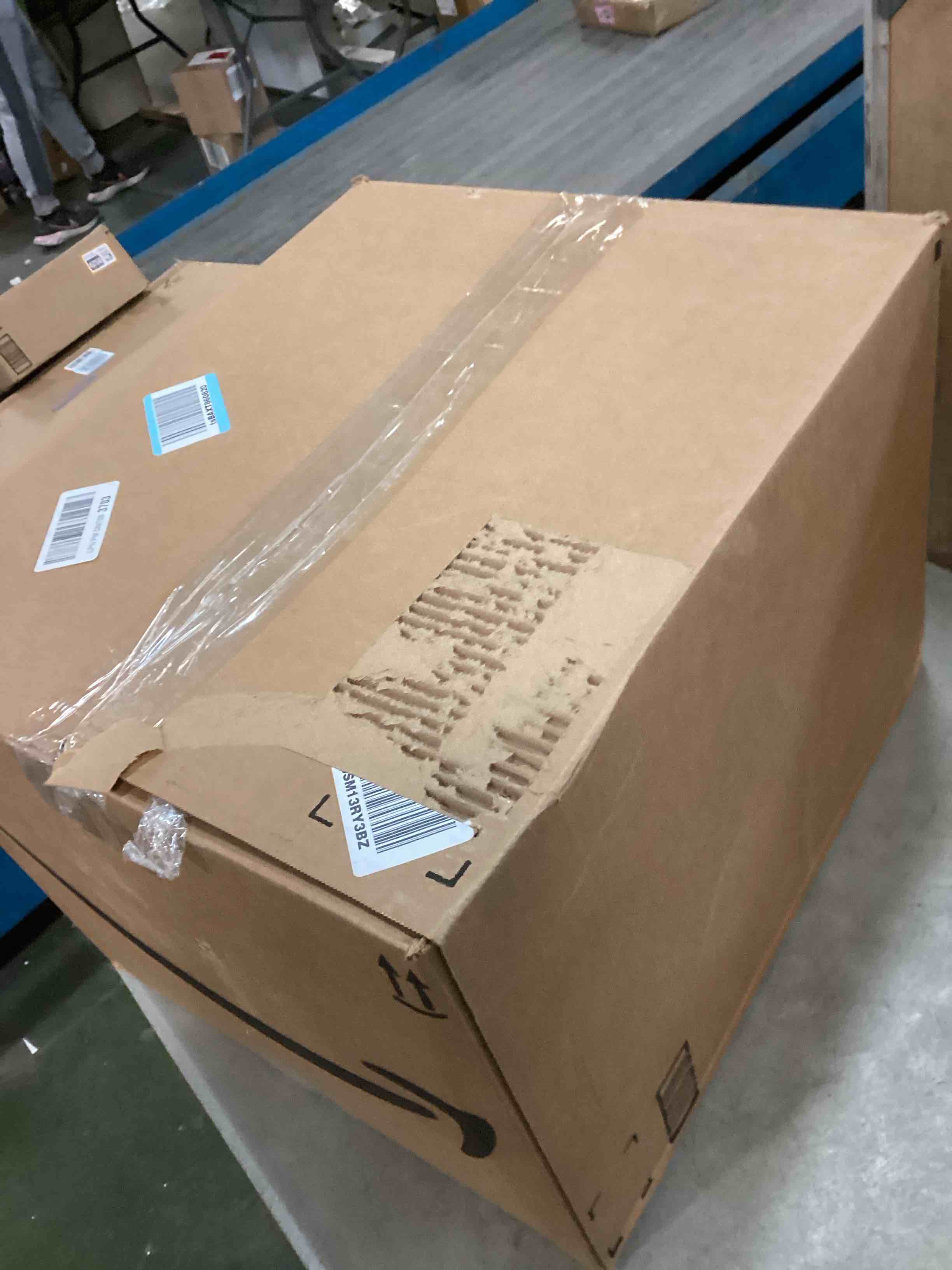 https://s3.amazonaws.com/lotting-images-prod/bidfta/BRN2180685_1737642210600.jpeg
