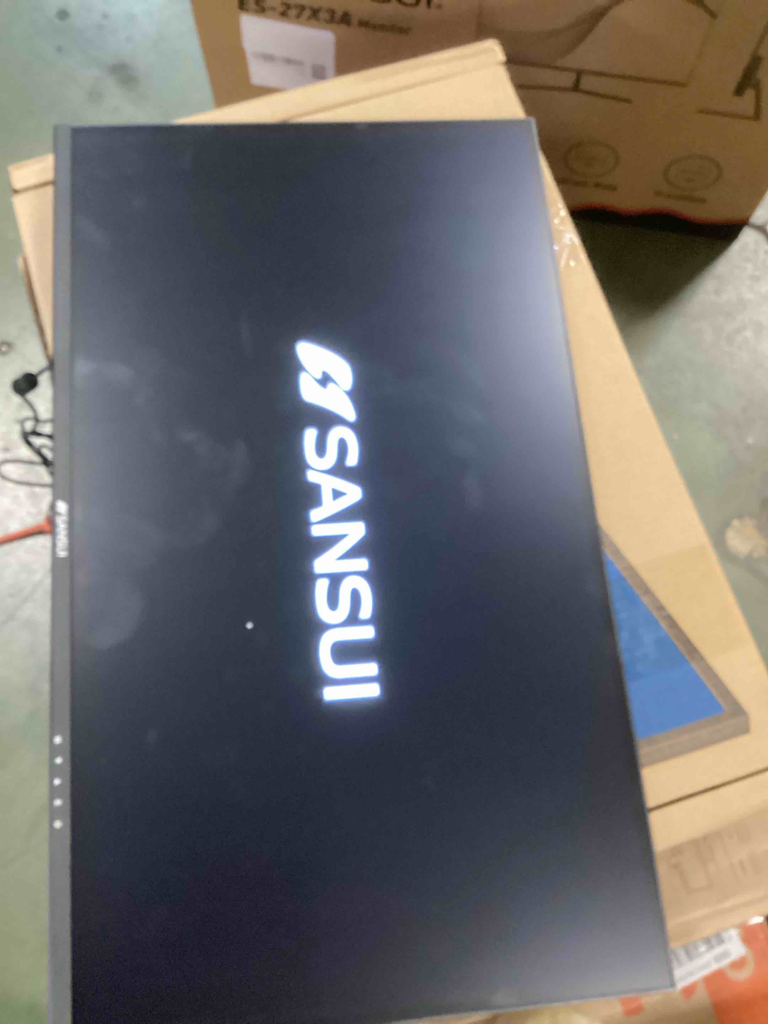 https://s3.amazonaws.com/lotting-images-prod/bidfta/BRN2180798_1737998813051.jpeg