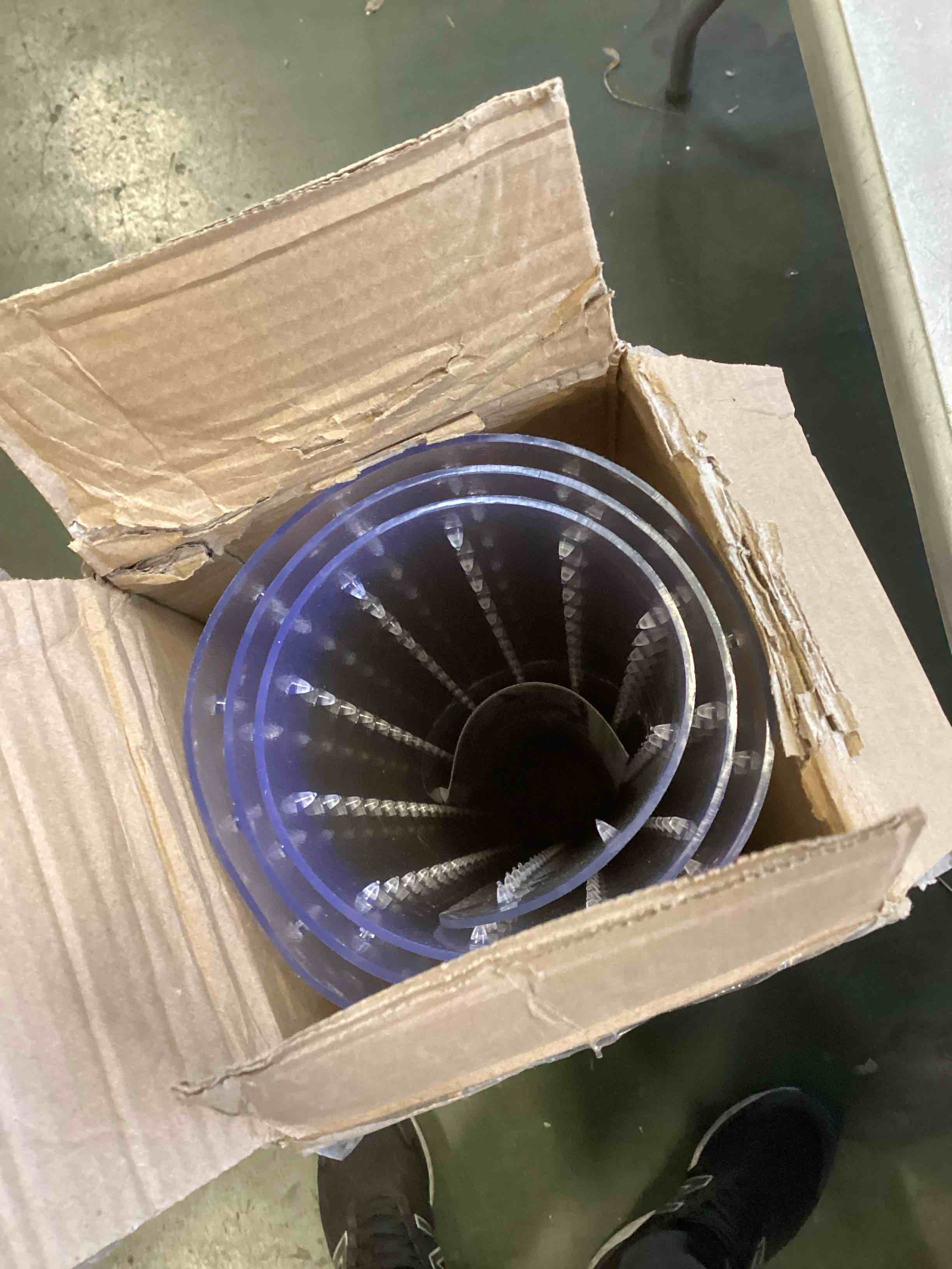 https://s3.amazonaws.com/lotting-images-prod/bidfta/BRN2183588_1738098466685.jpeg