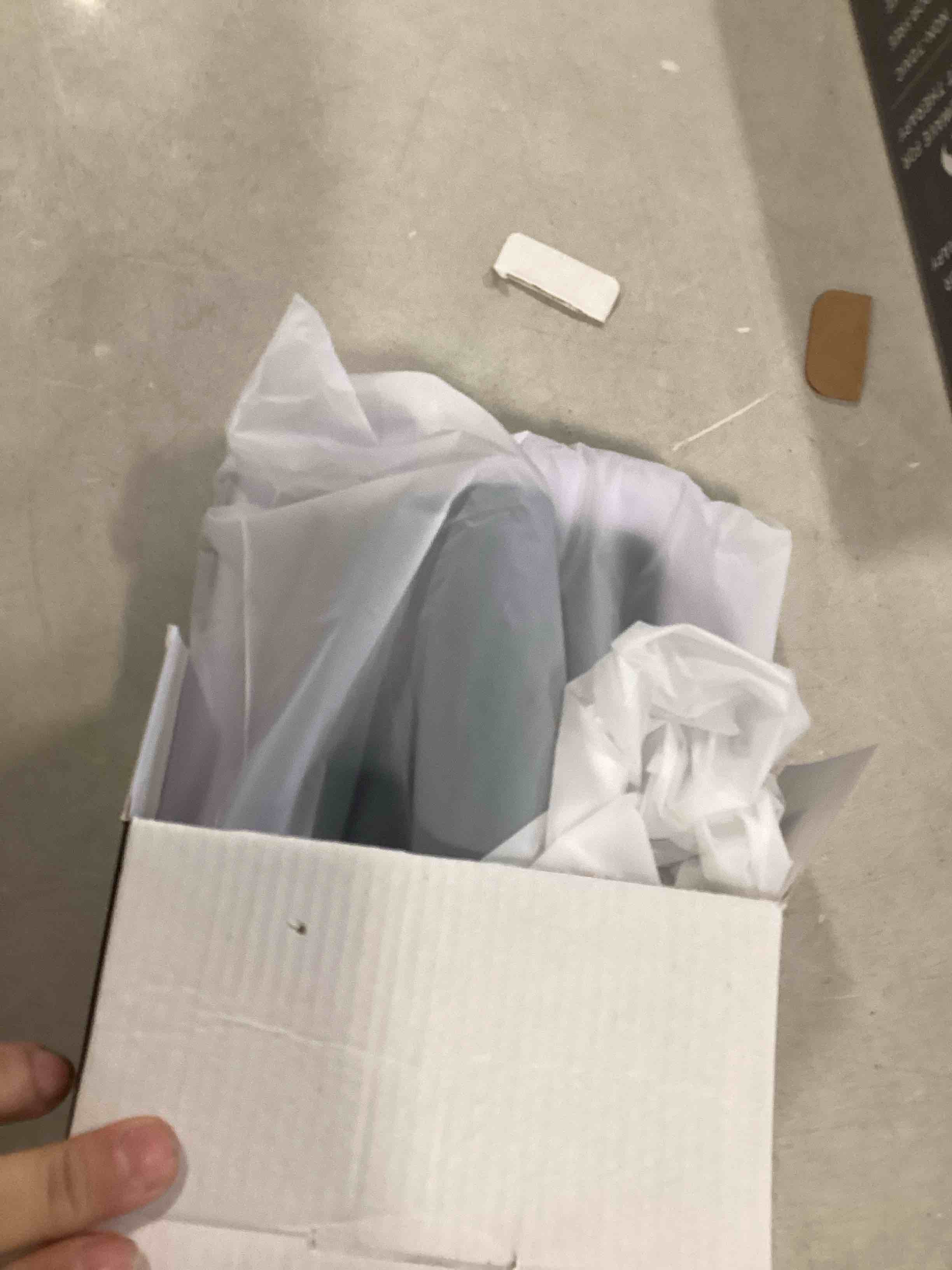 https://s3.amazonaws.com/lotting-images-prod/bidfta/BRN2184415_1738932716054.jpeg