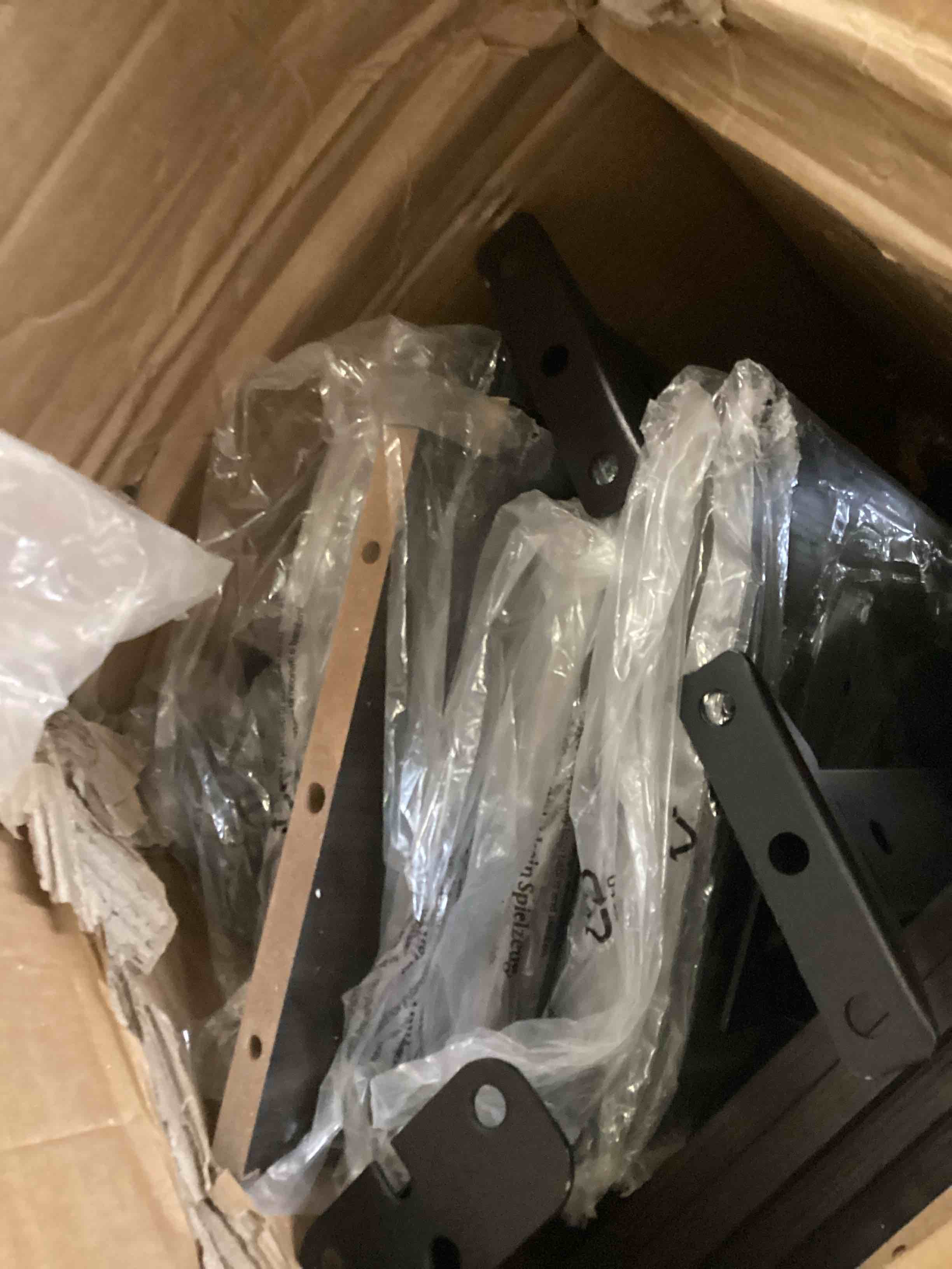 https://s3.amazonaws.com/lotting-images-prod/bidfta/BRN2184531_1738961277109.jpeg