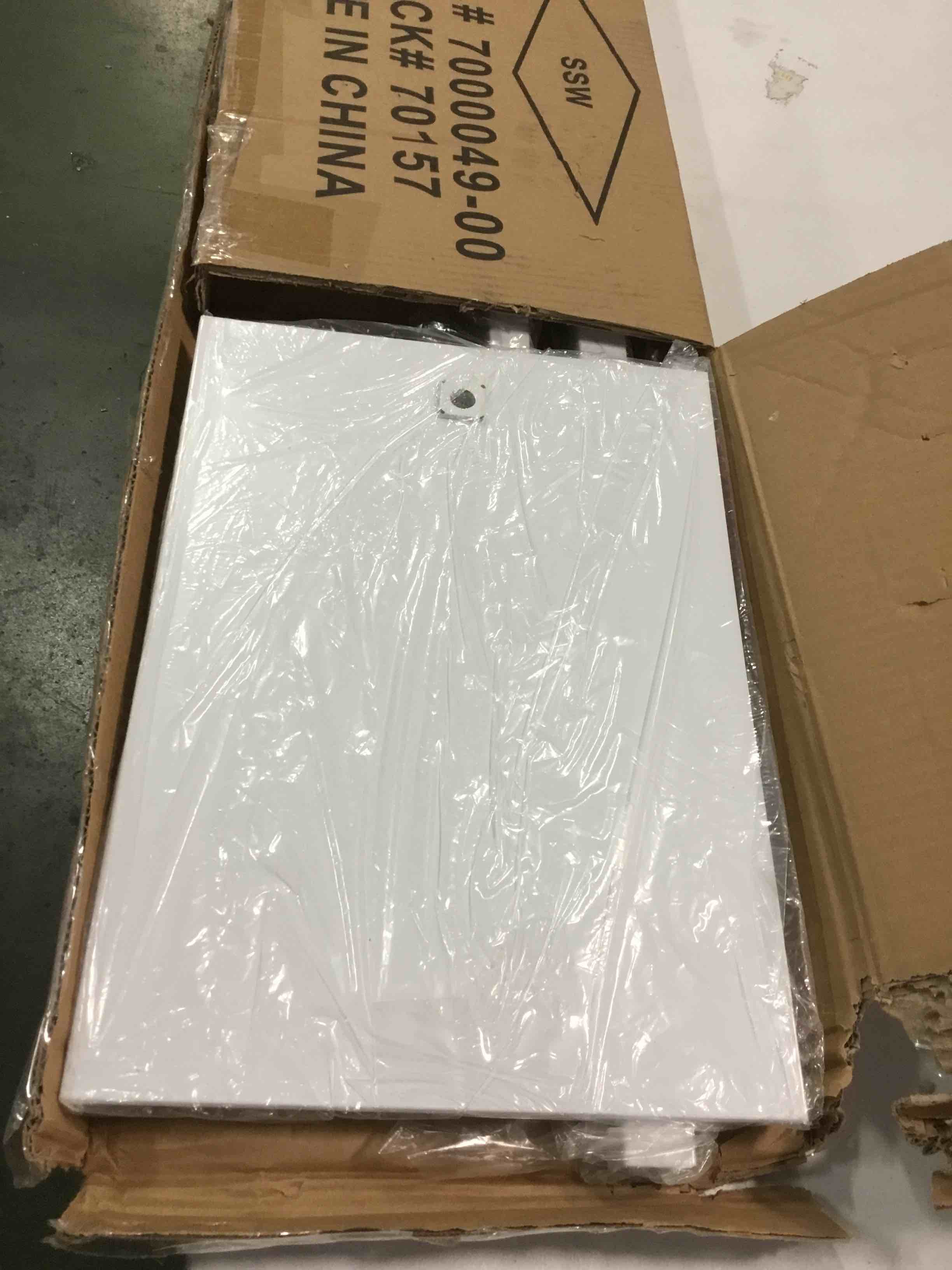 https://s3.amazonaws.com/lotting-images-prod/bidfta/BRN2185032_1736349722605.jpeg