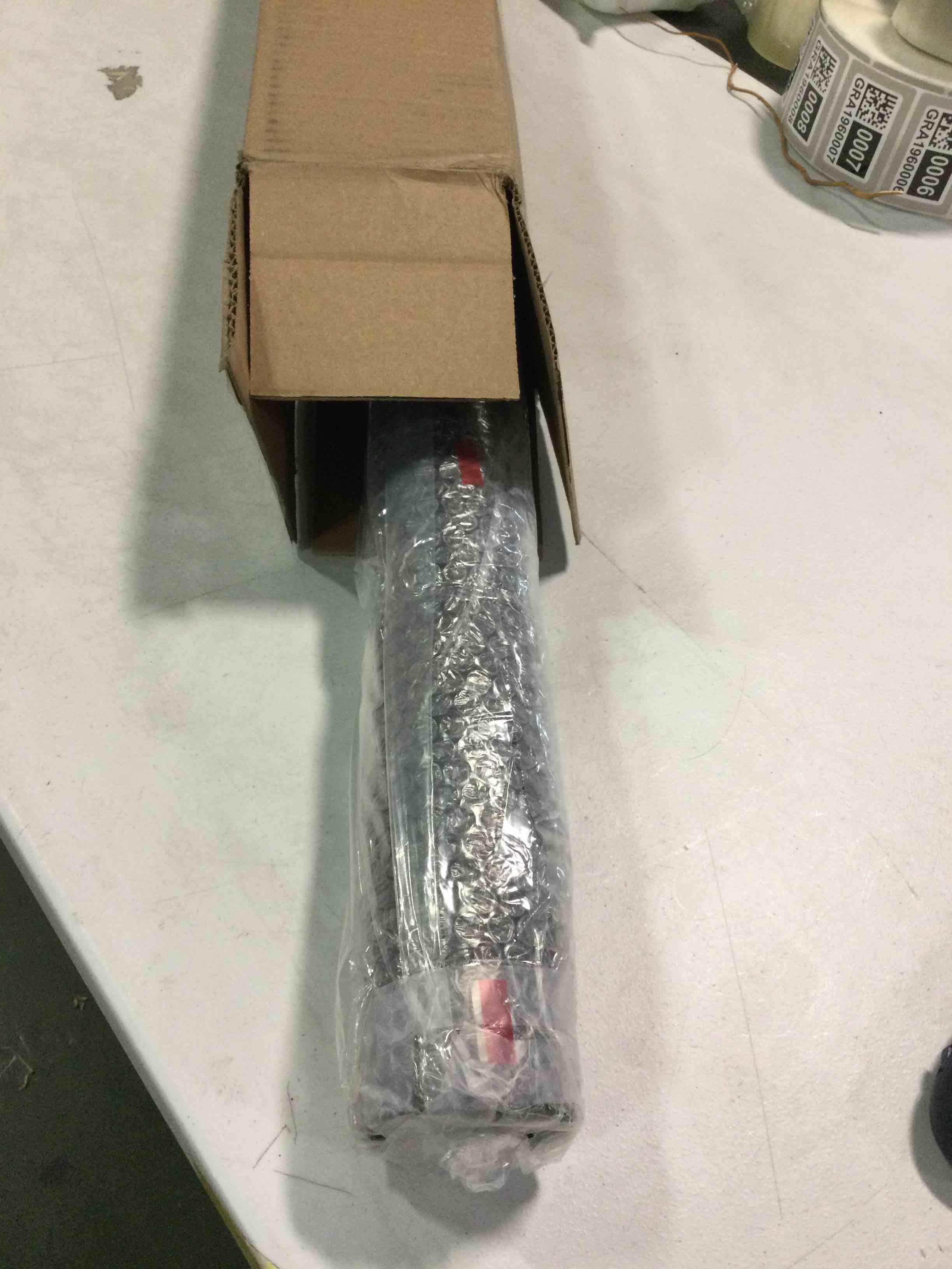 https://s3.amazonaws.com/lotting-images-prod/bidfta/BRN2185445_1736775546935.jpeg