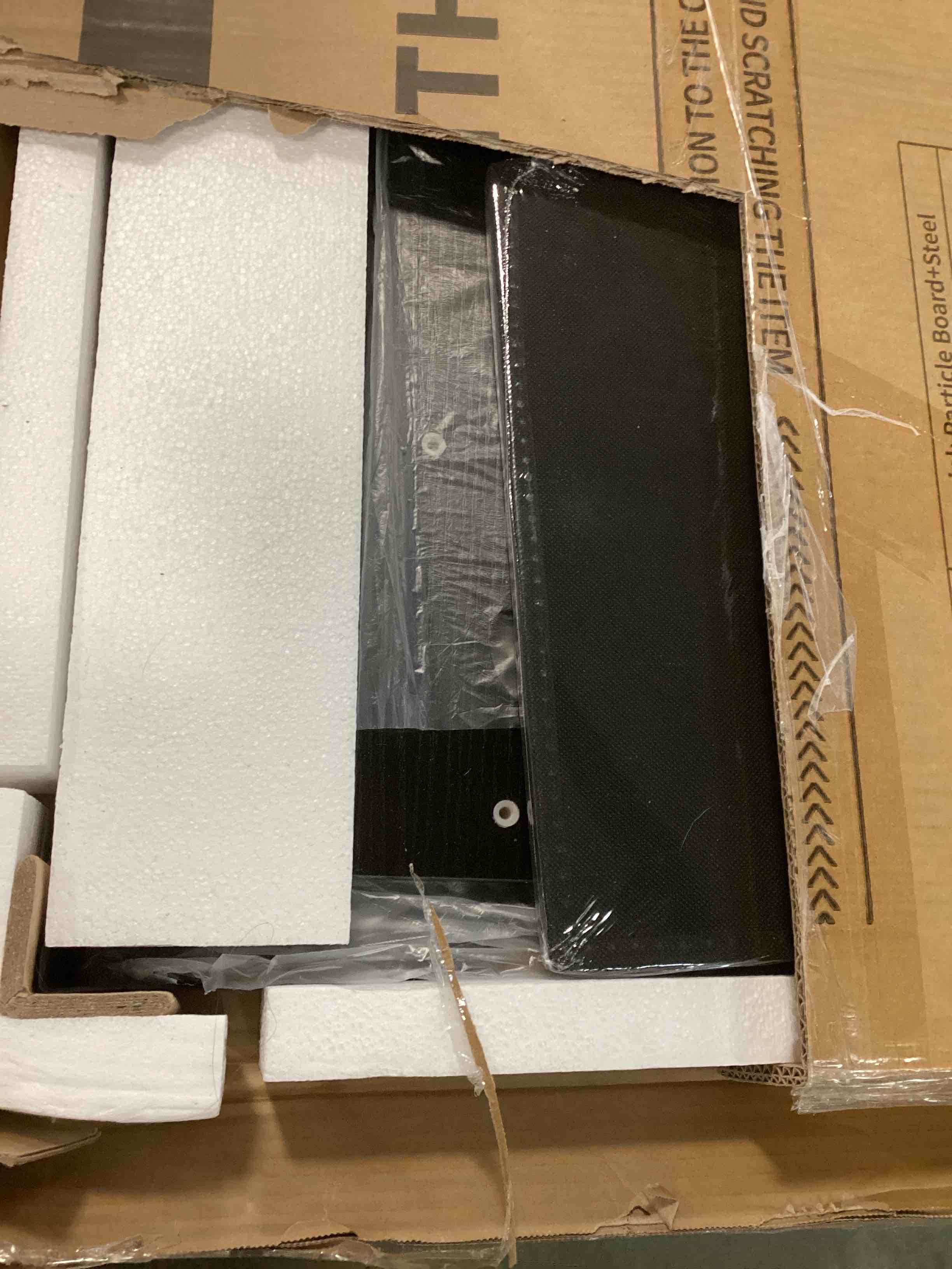 https://s3.amazonaws.com/lotting-images-prod/bidfta/BRN2185735_1736879002385.jpeg