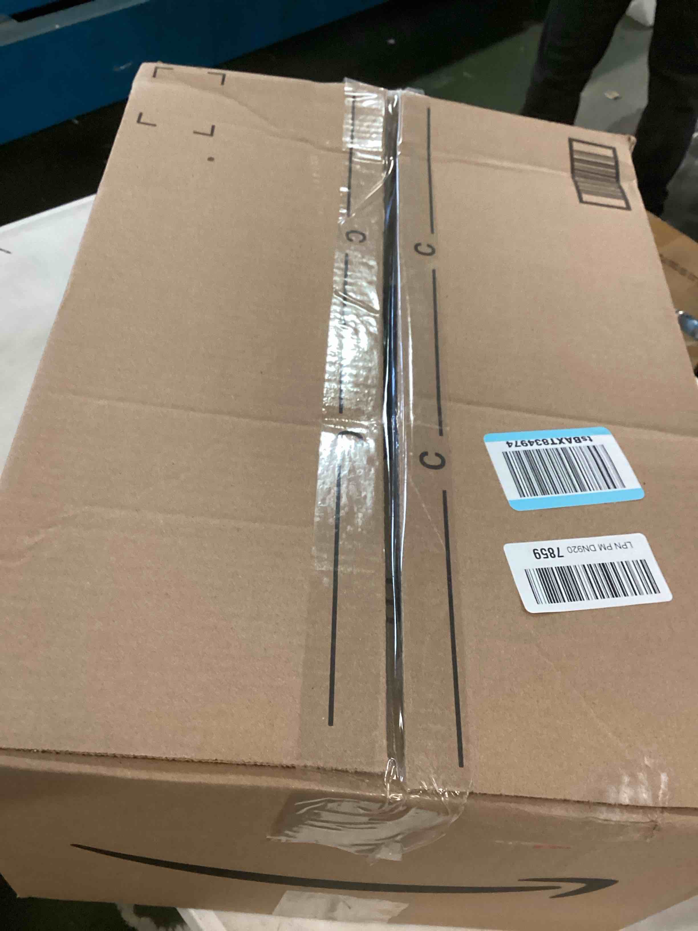 https://s3.amazonaws.com/lotting-images-prod/bidfta/BRN2185908_1736956529475.jpeg