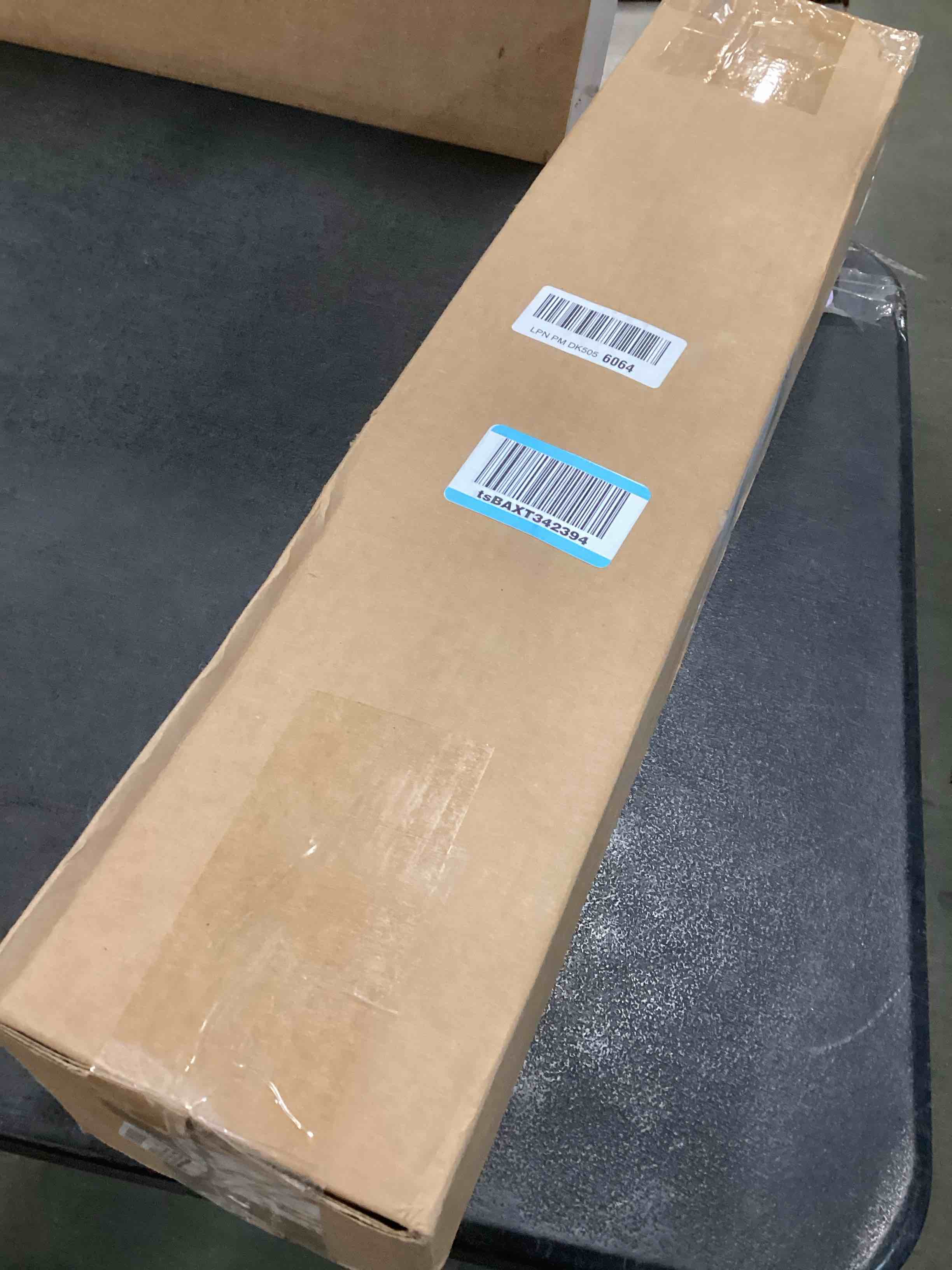 https://s3.amazonaws.com/lotting-images-prod/bidfta/BRN2188115_1738244205047.jpeg