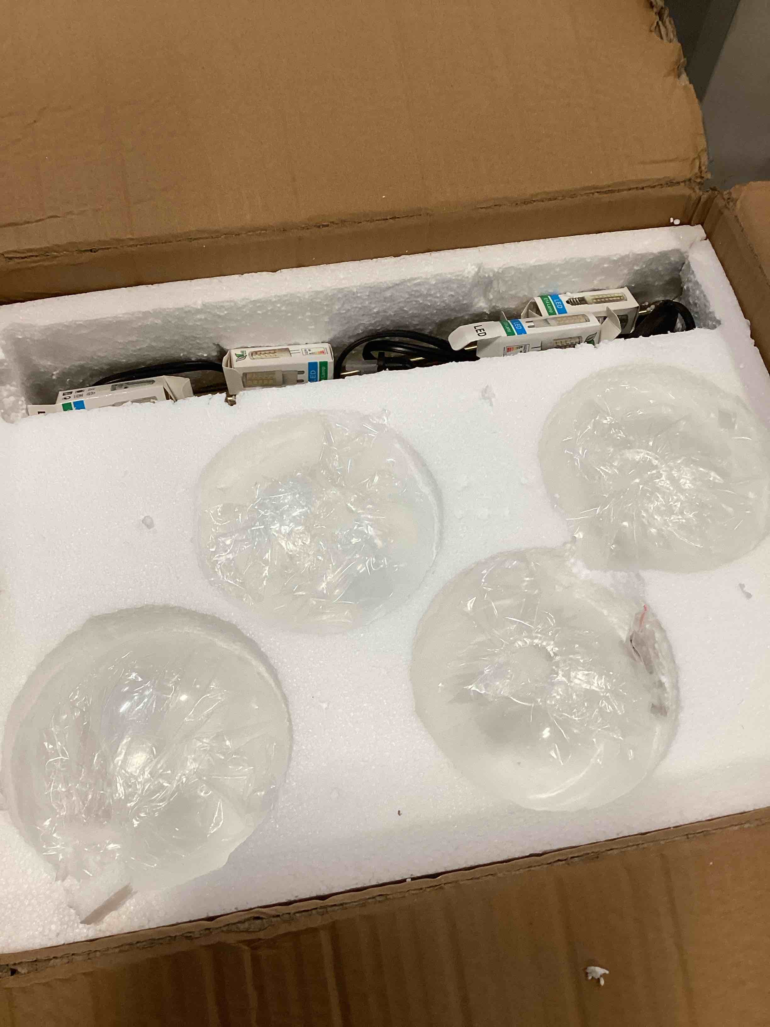 https://s3.amazonaws.com/lotting-images-prod/bidfta/BRN2188213_1738334111788.jpeg