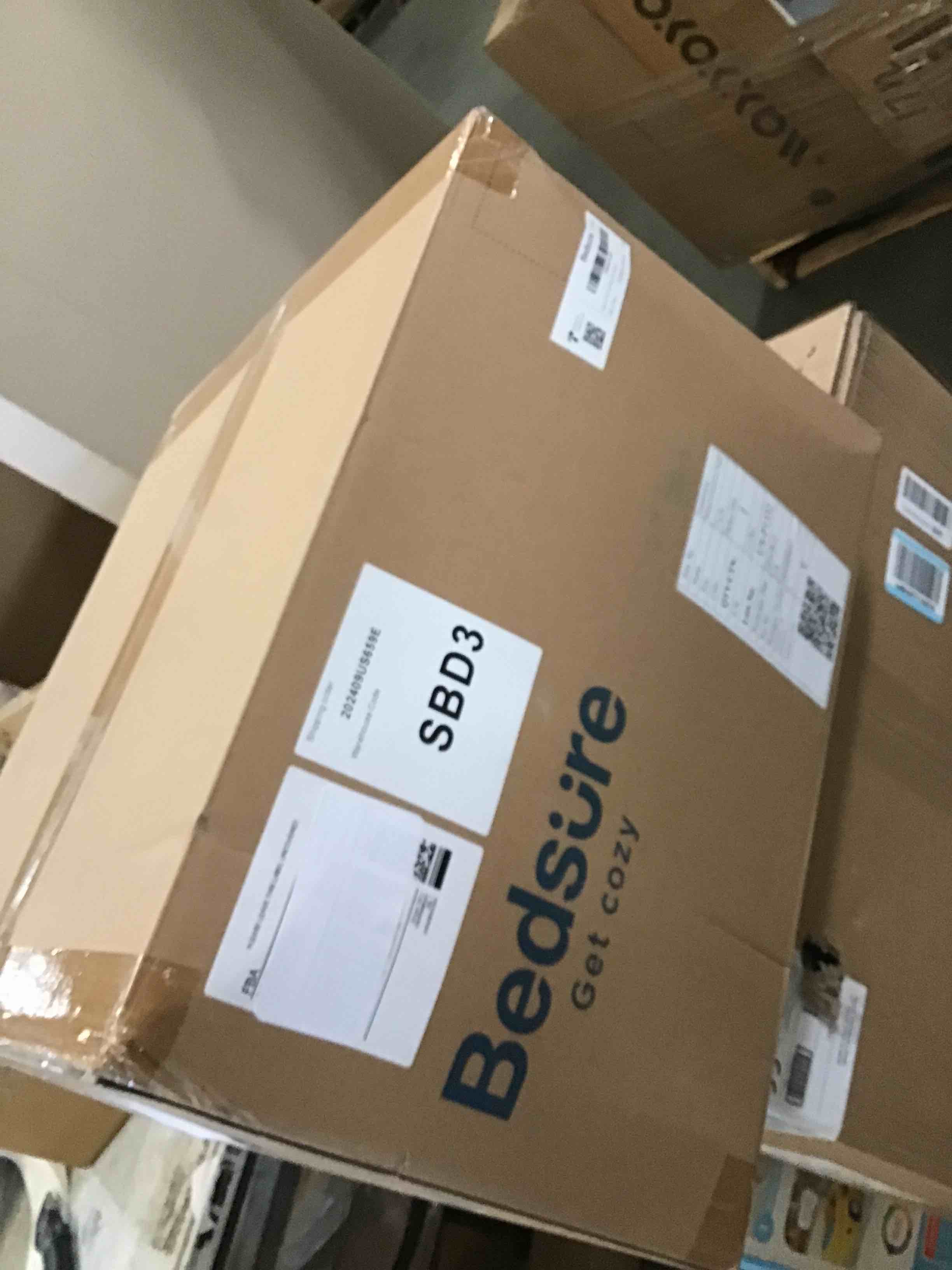 https://s3.amazonaws.com/lotting-images-prod/bidfta/BRN2191454_1738003793408.jpeg