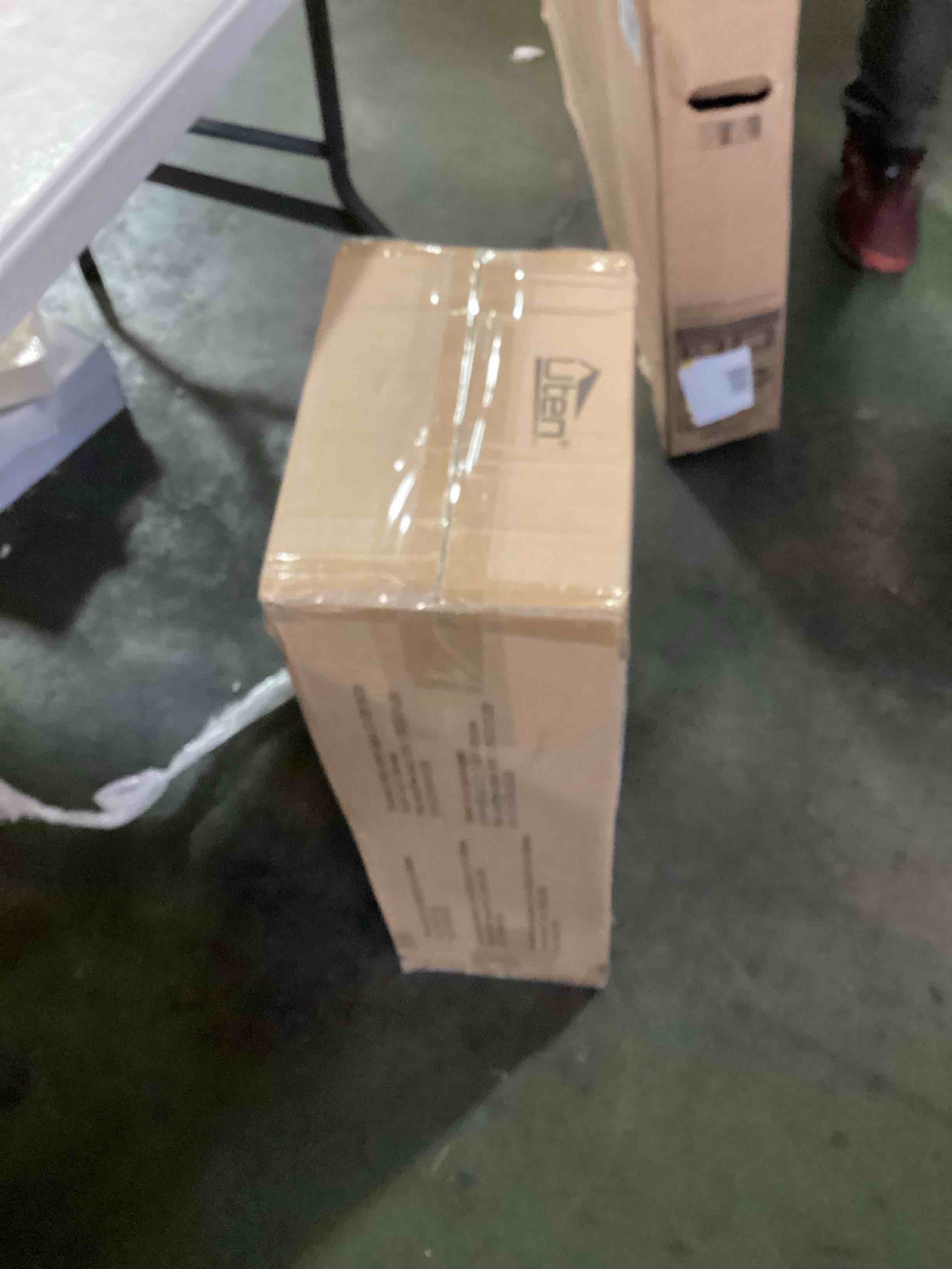https://s3.amazonaws.com/lotting-images-prod/bidfta/BRN2194185_1736431308829.jpeg