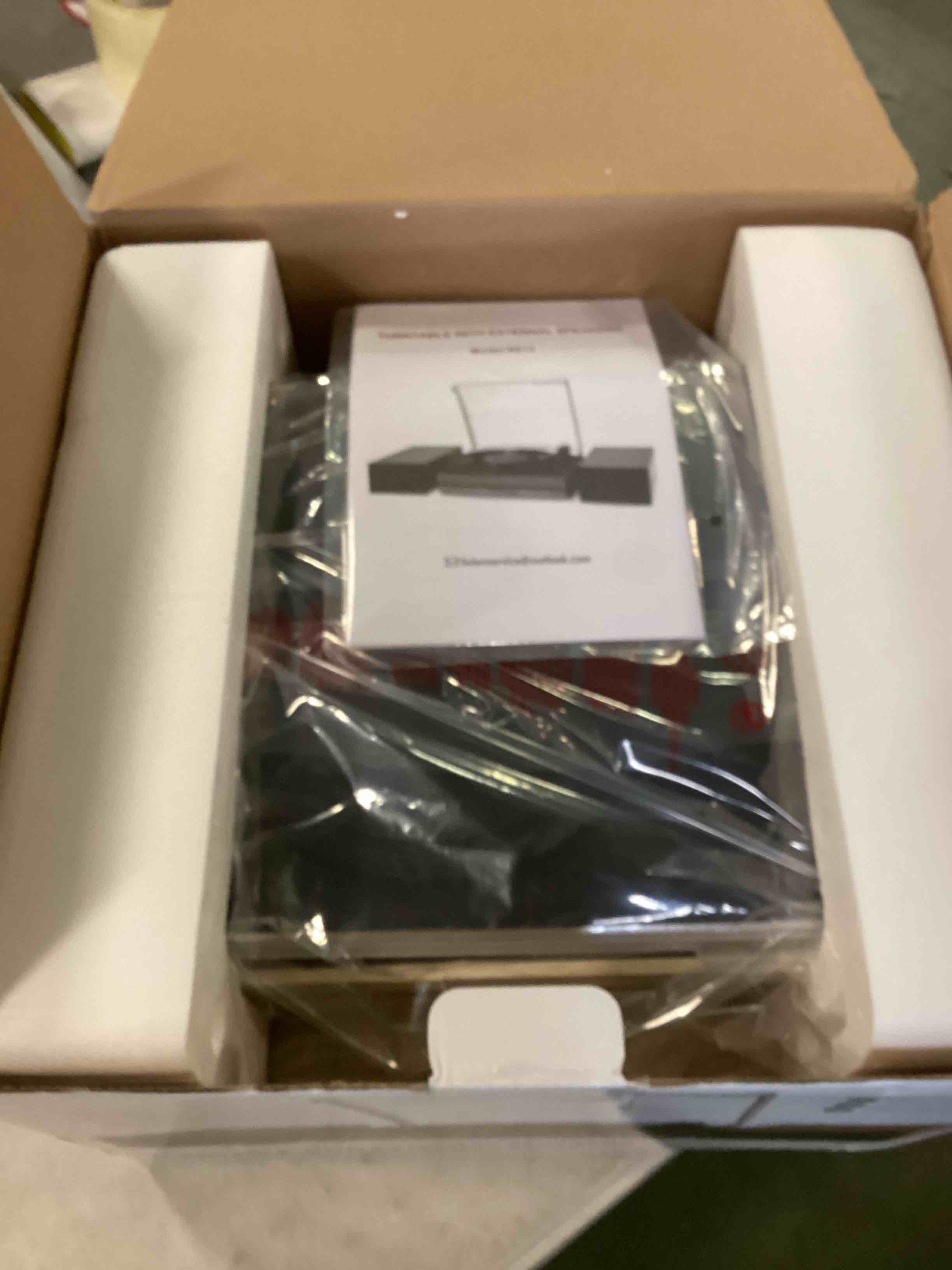 https://s3.amazonaws.com/lotting-images-prod/bidfta/BRN2194224_1736440371096.jpeg