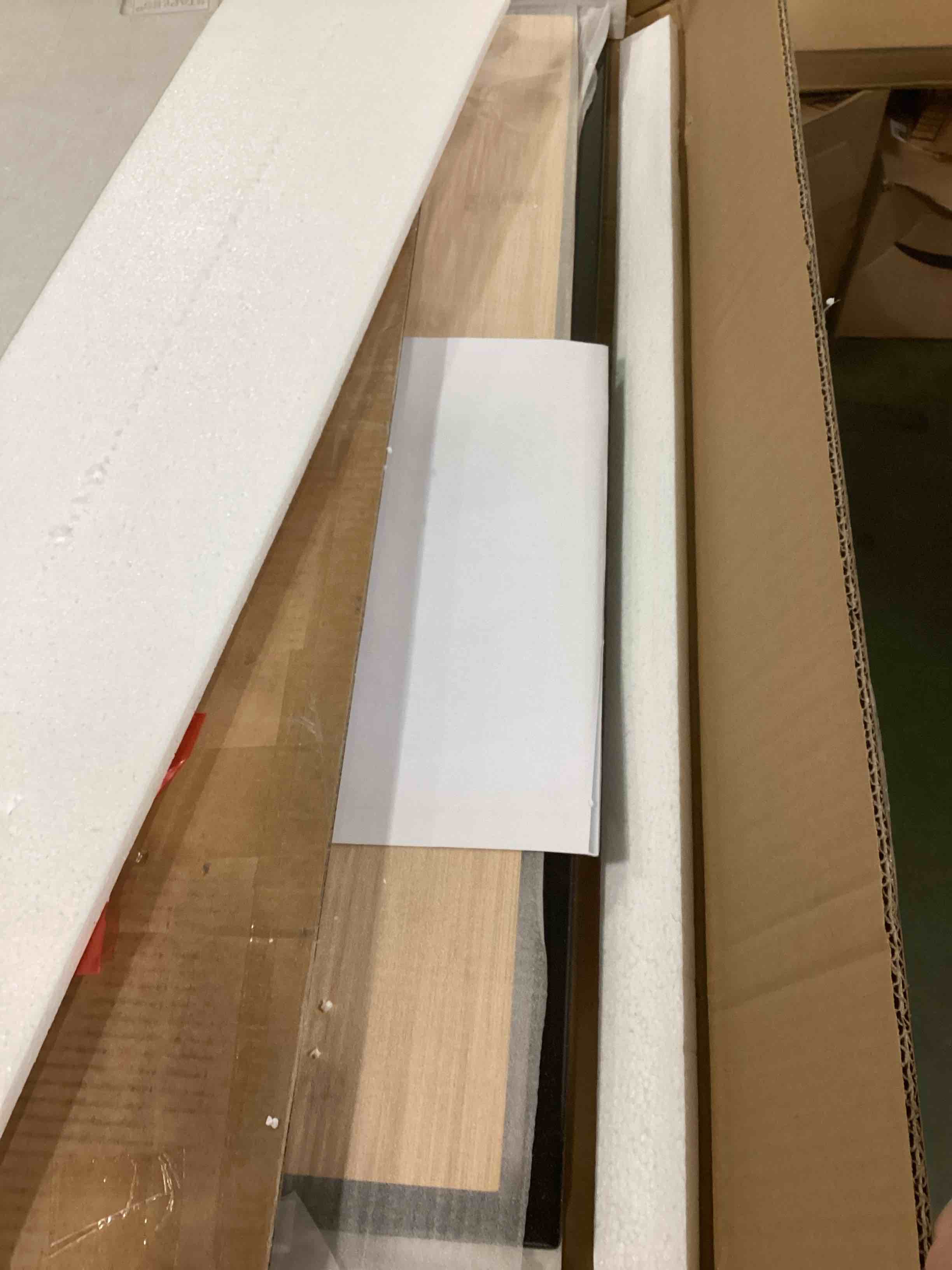 https://s3.amazonaws.com/lotting-images-prod/bidfta/BRN2194508_1736776539638.jpeg