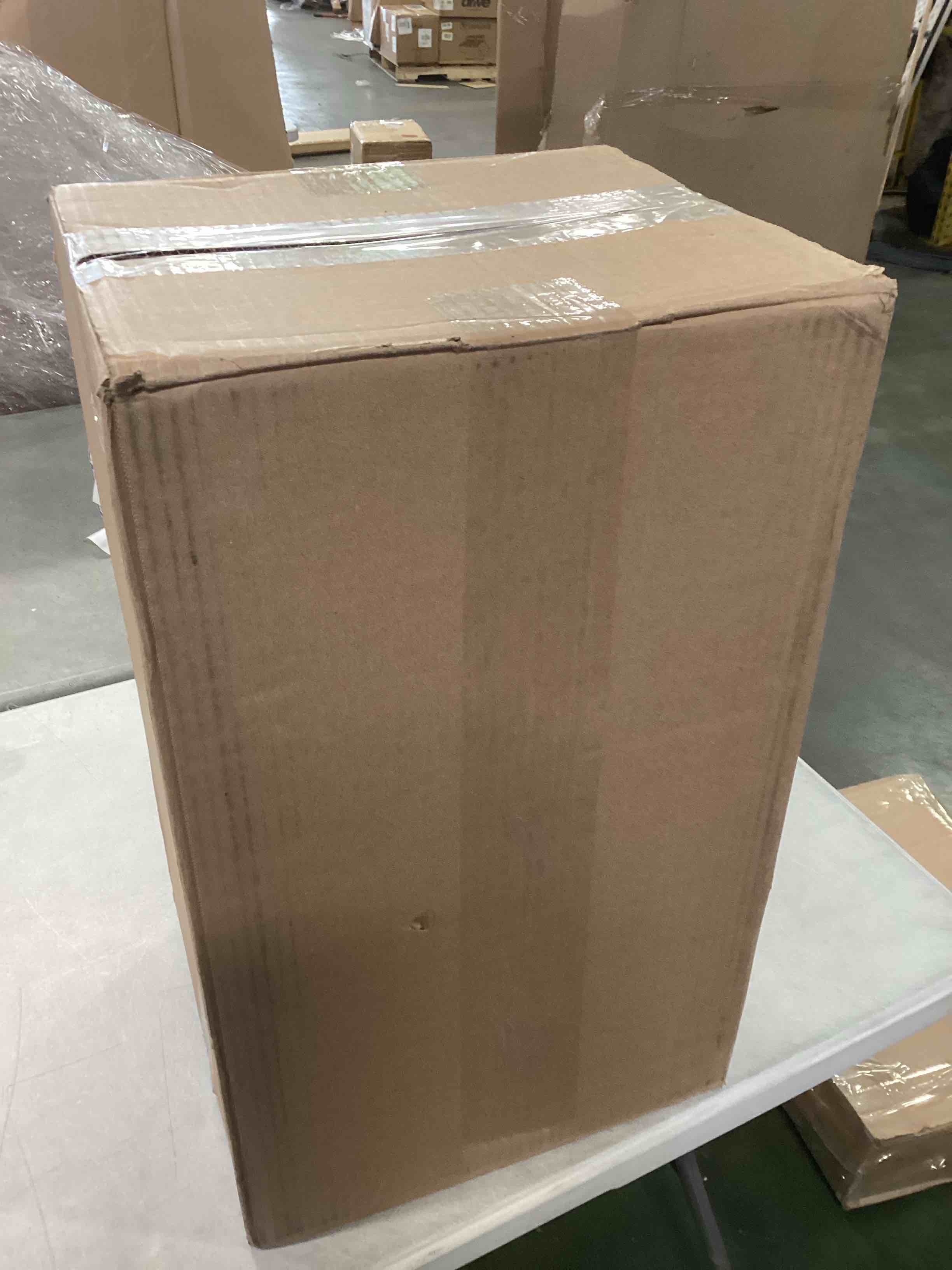https://s3.amazonaws.com/lotting-images-prod/bidfta/BRN2194547_1736783260881.jpeg