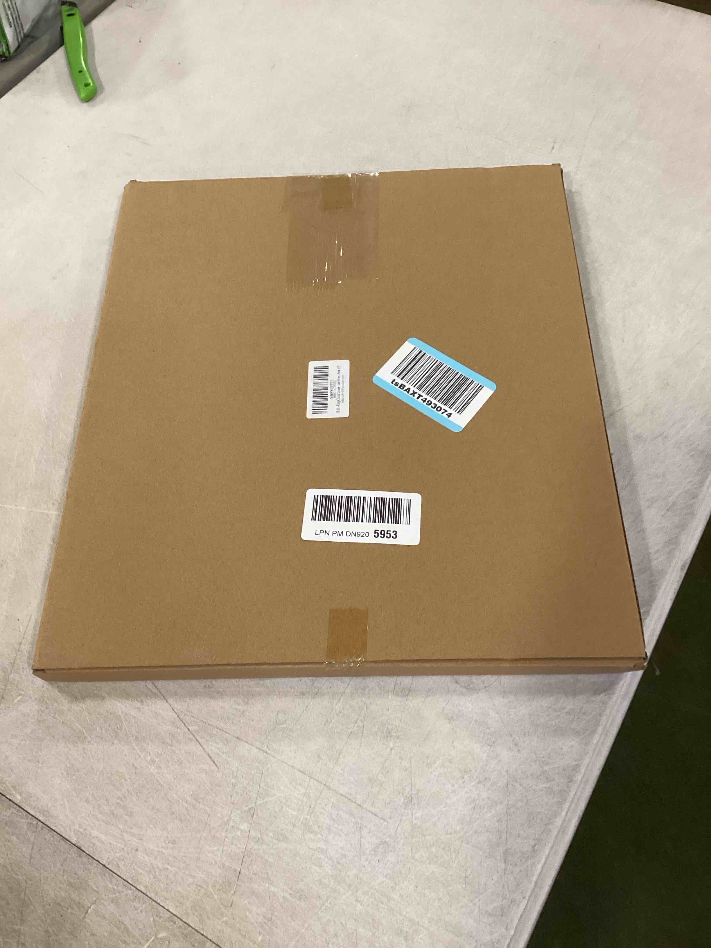 https://s3.amazonaws.com/lotting-images-prod/bidfta/BRN2194559_1736784414996.jpeg