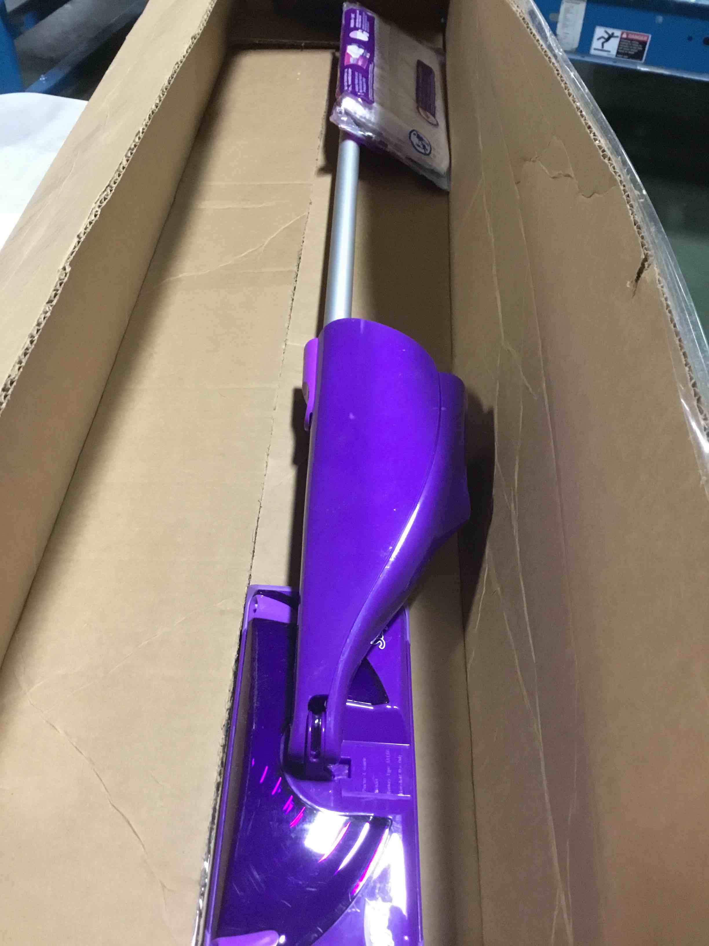 https://s3.amazonaws.com/lotting-images-prod/bidfta/BRN2194718_1737030609509.jpeg