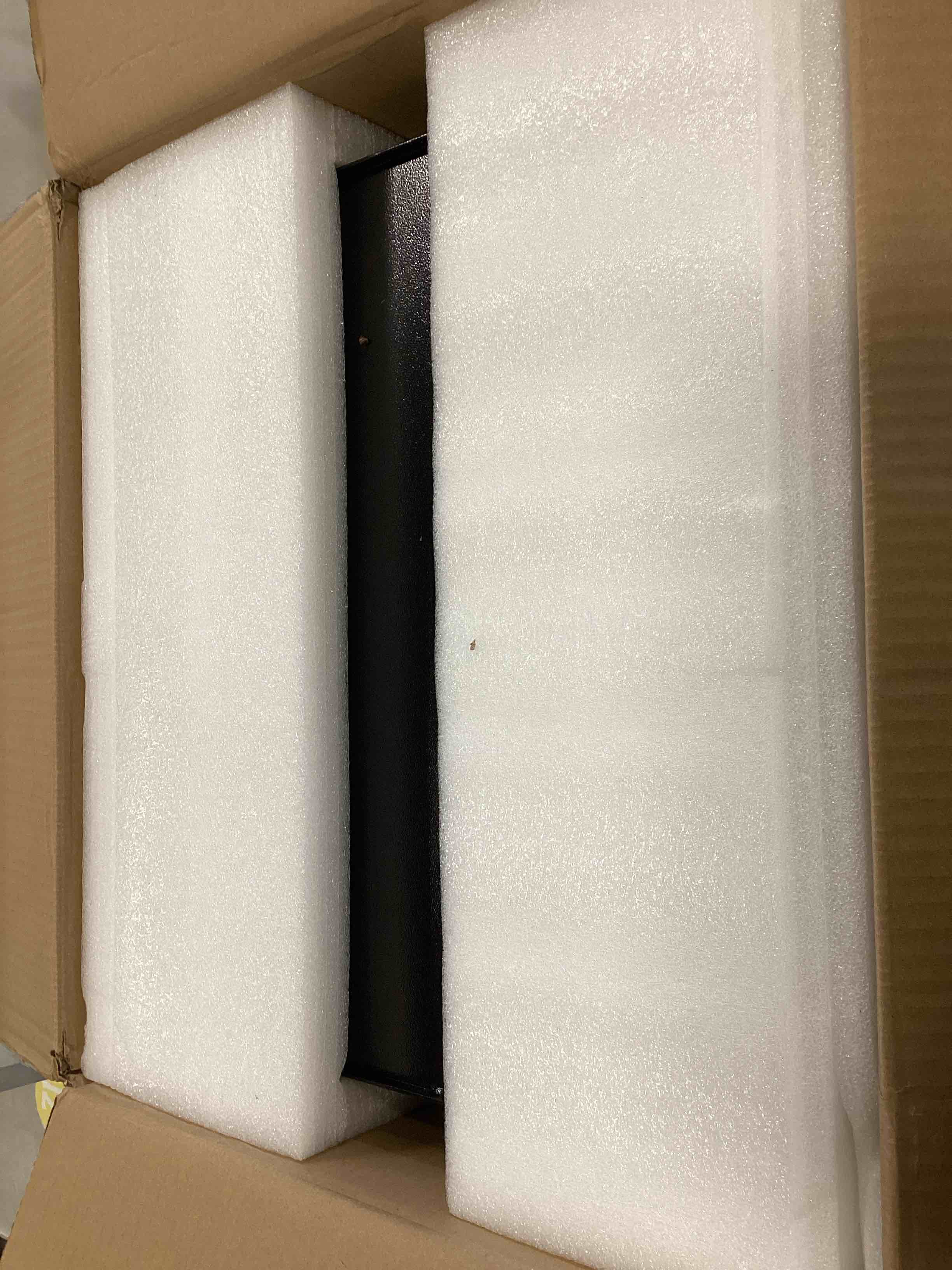 https://s3.amazonaws.com/lotting-images-prod/bidfta/BRN2196494_1738607972300.jpeg
